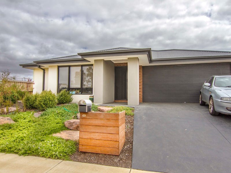 49 Golden Wattle Drive