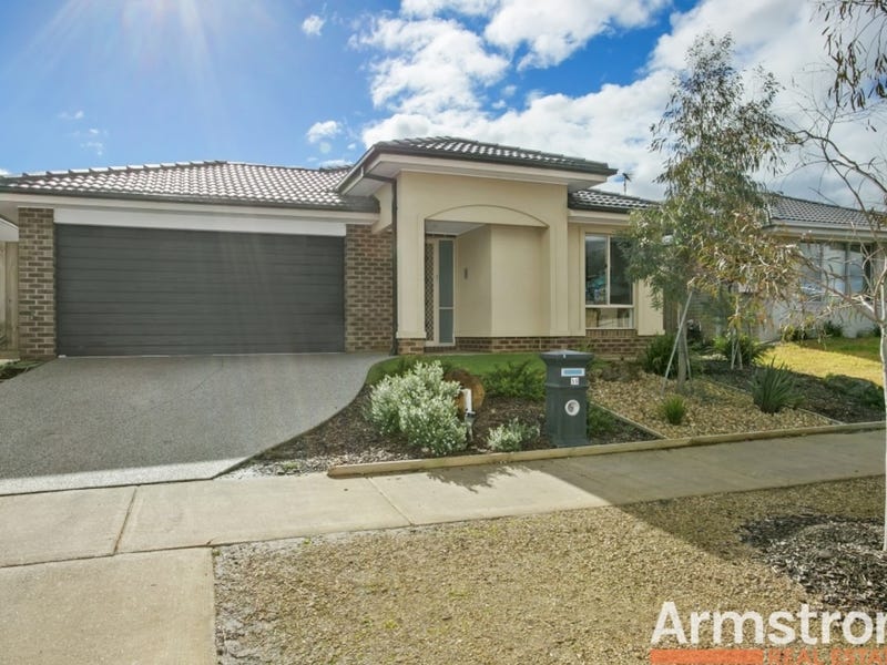 156 Warralily Boulevard