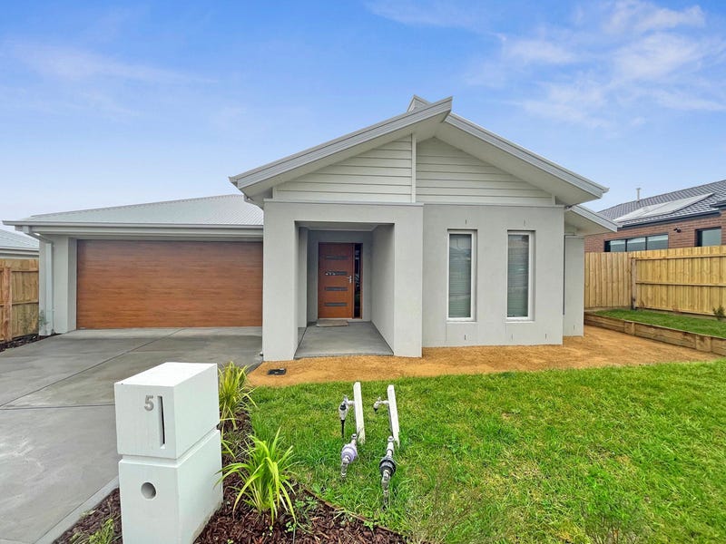 5 Ferngrove Rise