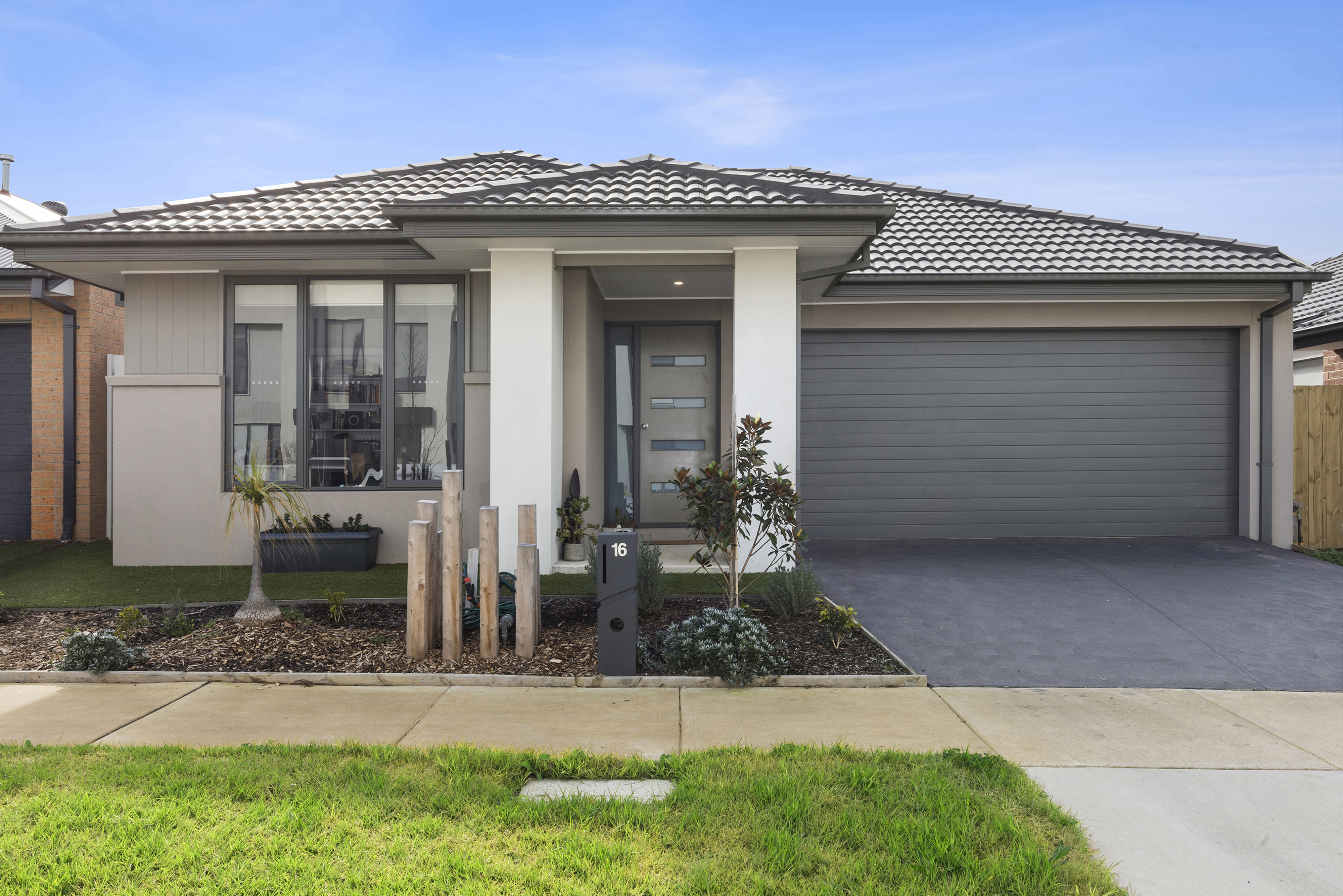 Listing image for 16 Bentons Way, ARMSTRONG CREEK  VIC  3217