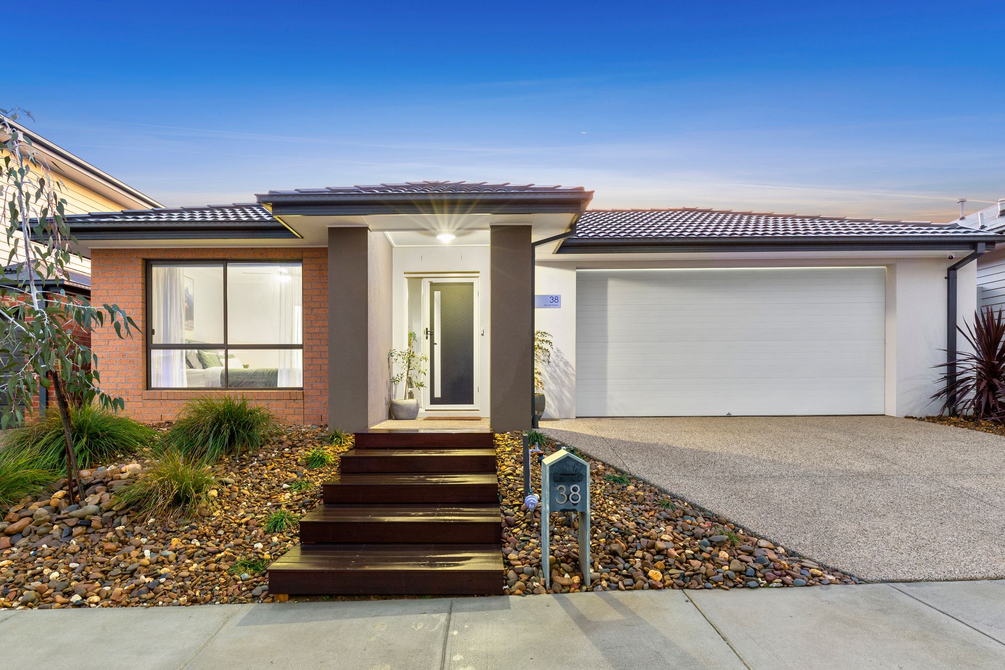 Listing image for 38 Abode Street, ARMSTRONG CREEK  VIC  3217