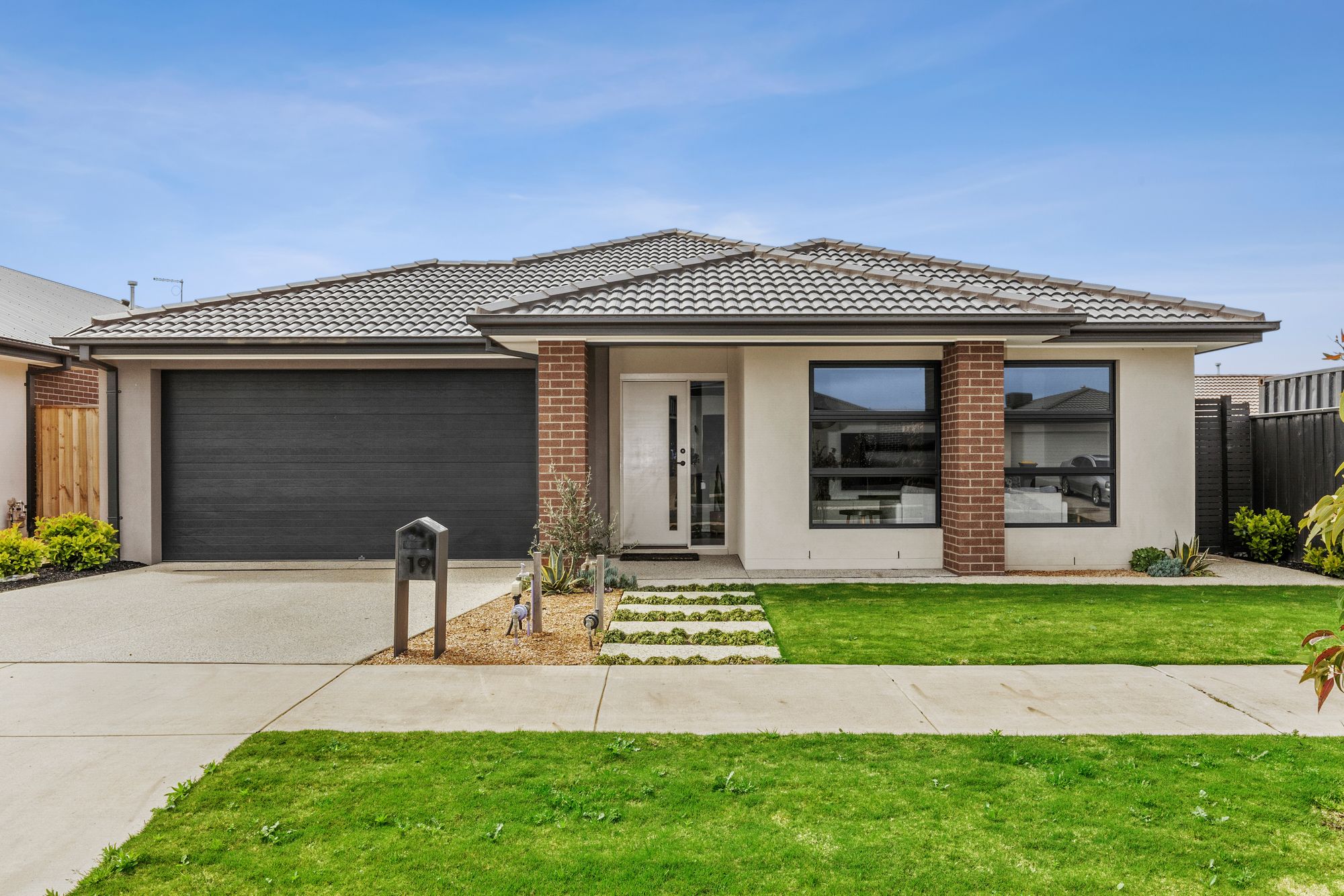 Listing image for 19 Miramar Drive, ARMSTRONG CREEK  VIC  3217
