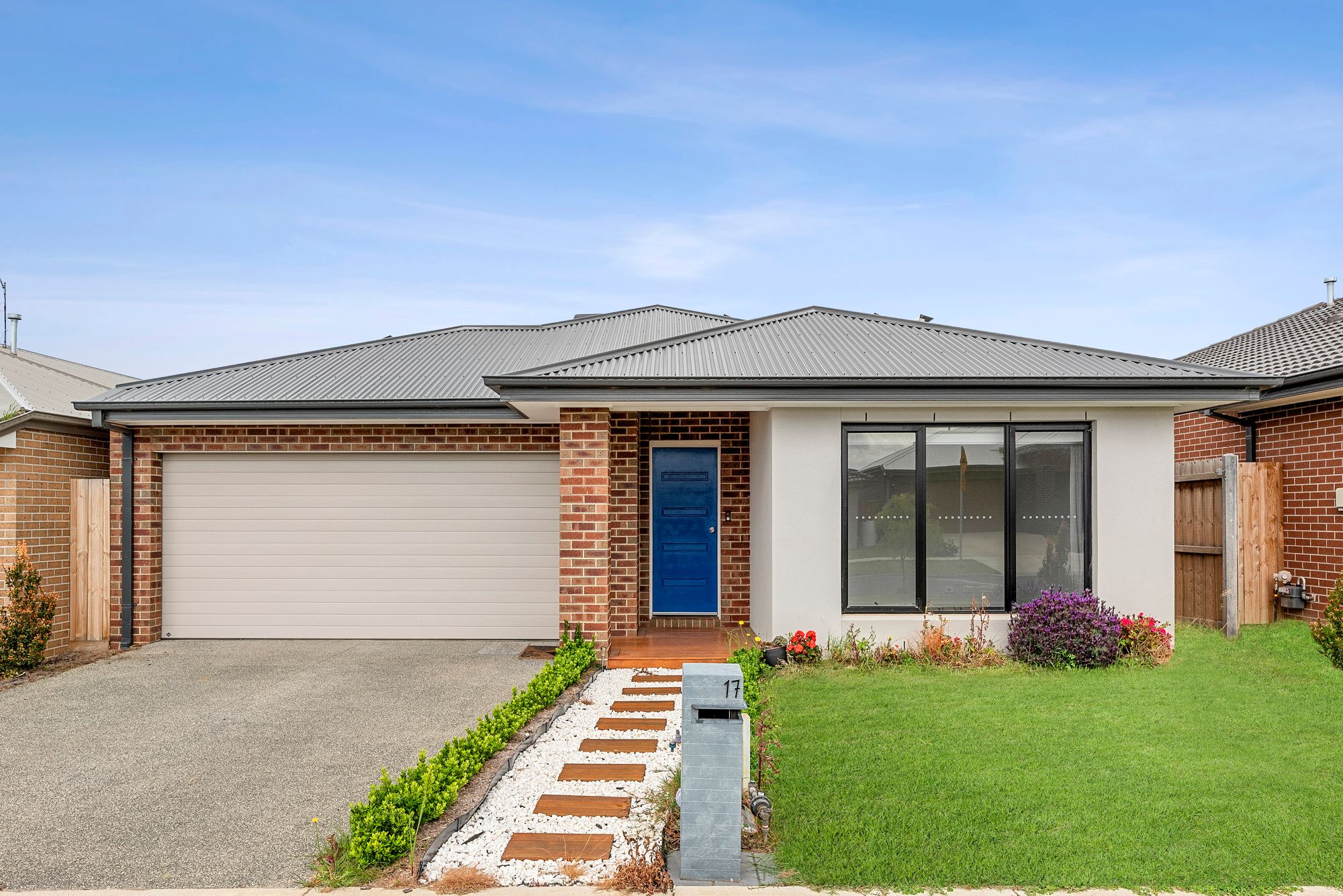Listing image for 17 Vaughan Drive, ARMSTRONG CREEK  VIC  3217