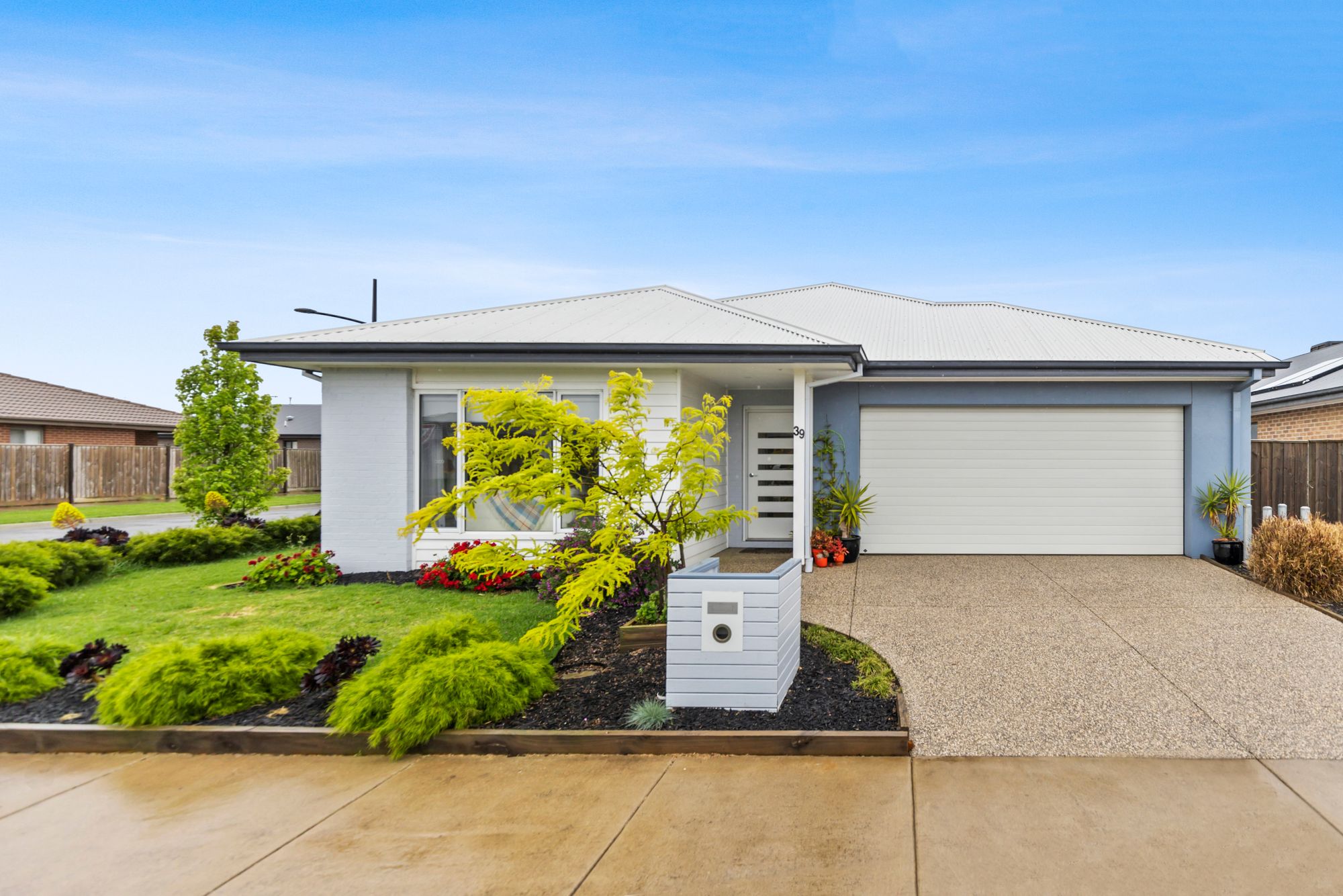 Listing image for 39 Bramley Avenue, CHARLEMONT  VIC  3217