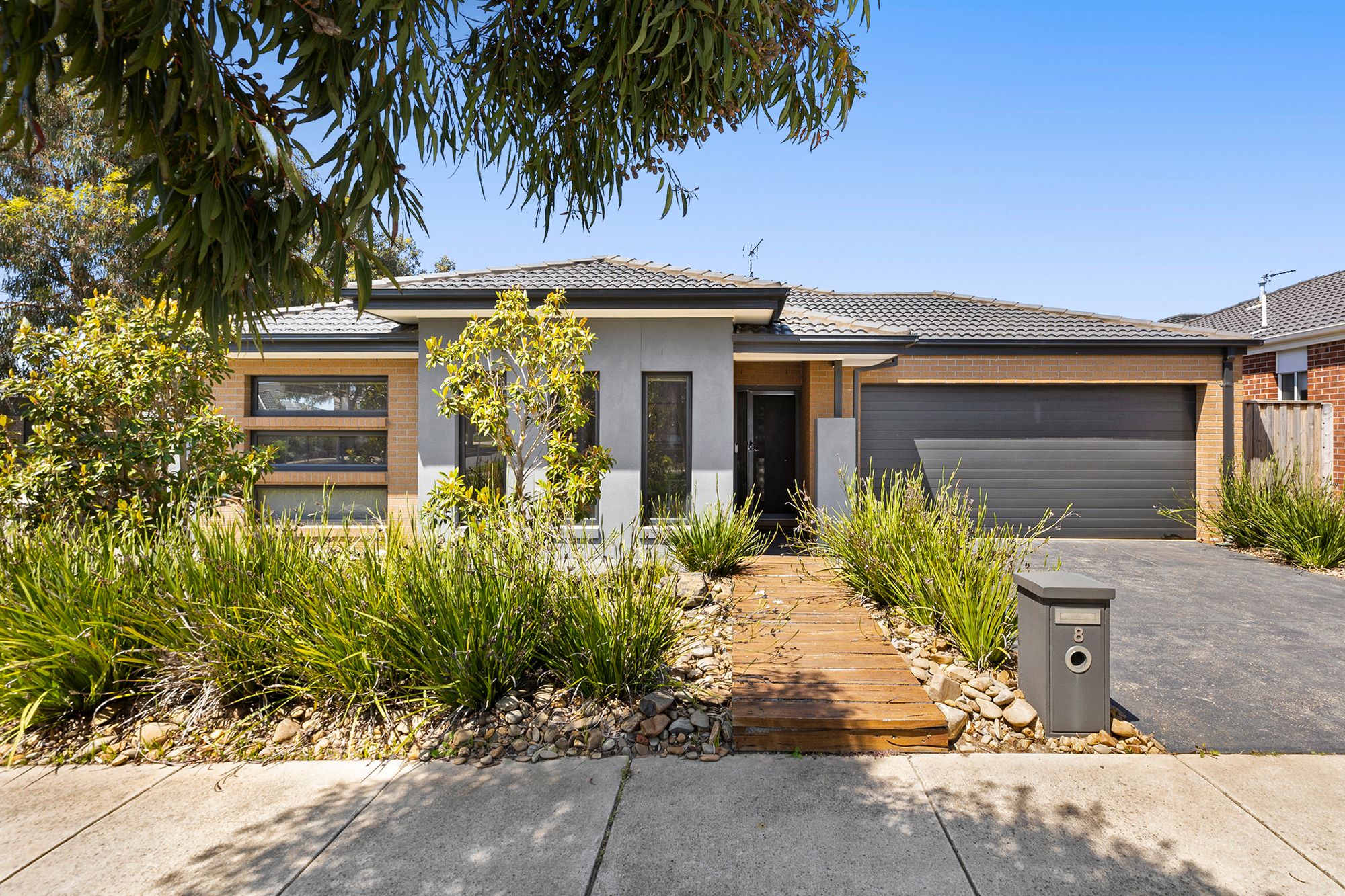 Listing image for 8 Connect Way, MOUNT DUNEED  VIC  3217