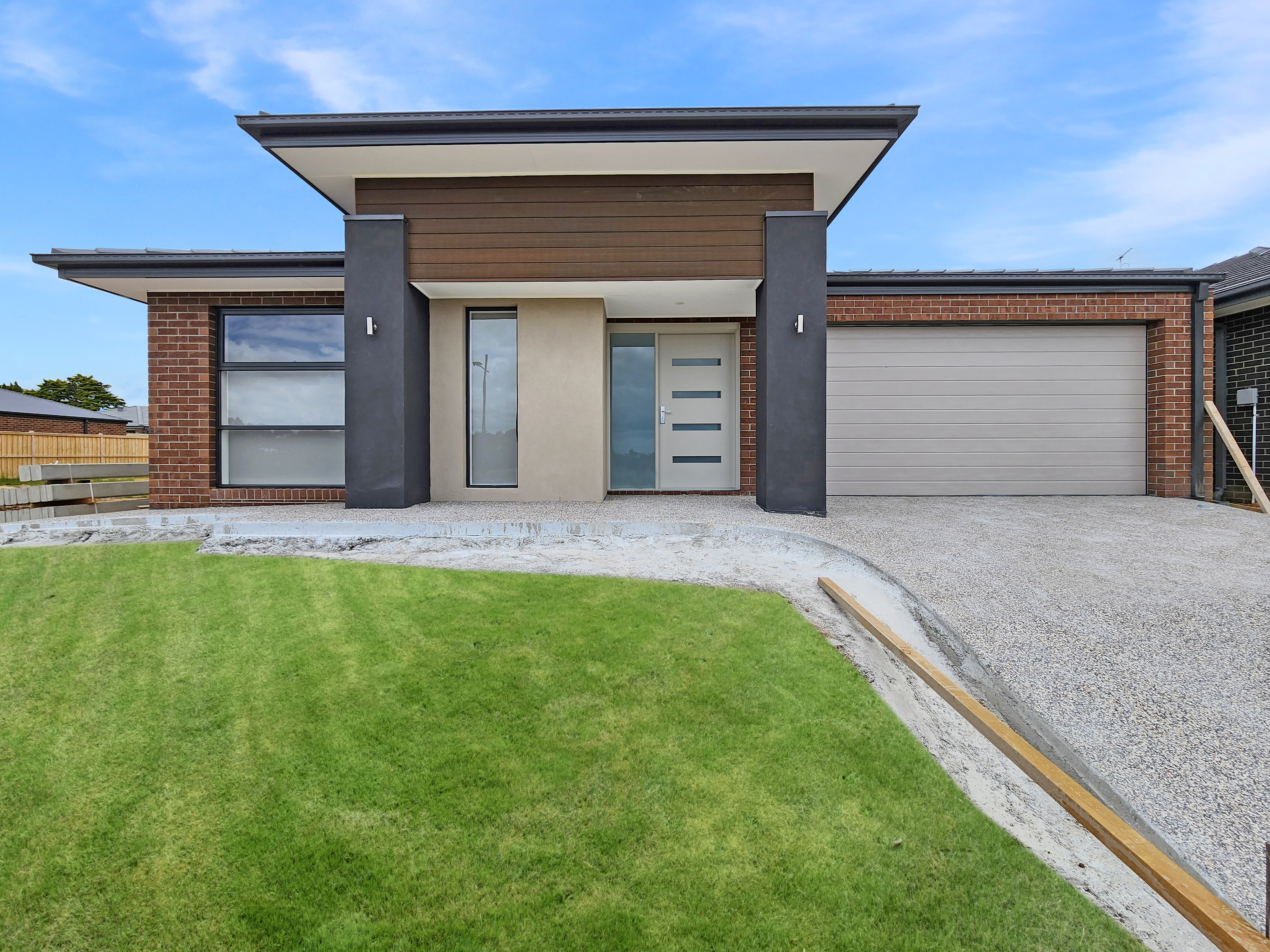 Listing image for 21 Rowands Street, MOUNT DUNEED  VIC  3217