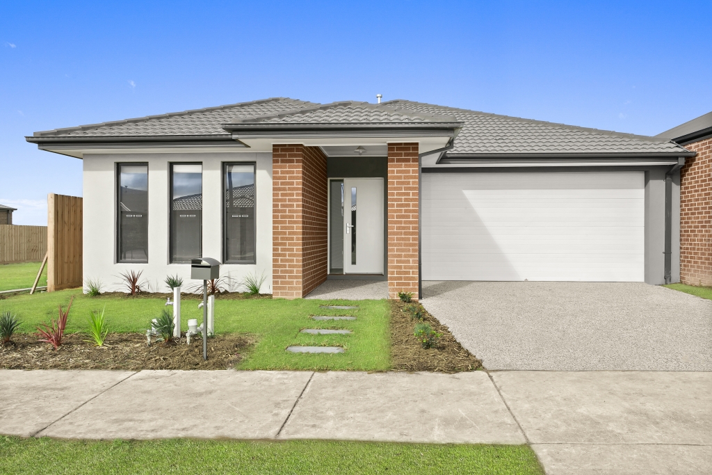 Listing image for 19 Vaughan Drive, ARMSTRONG CREEK  VIC  3217