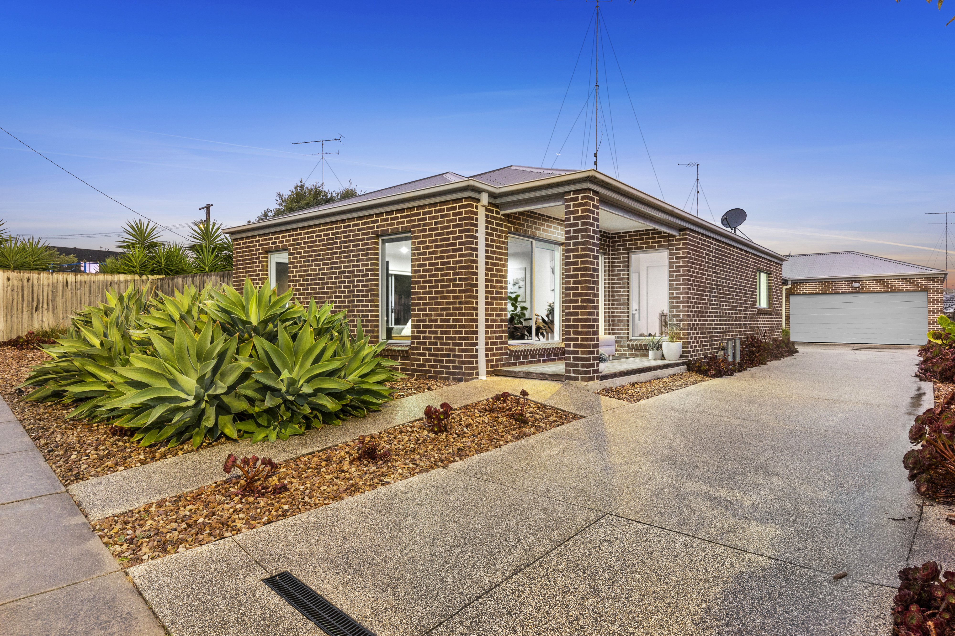 Listing image for 1/36 Warrawee Road, LEOPOLD  VIC  3224