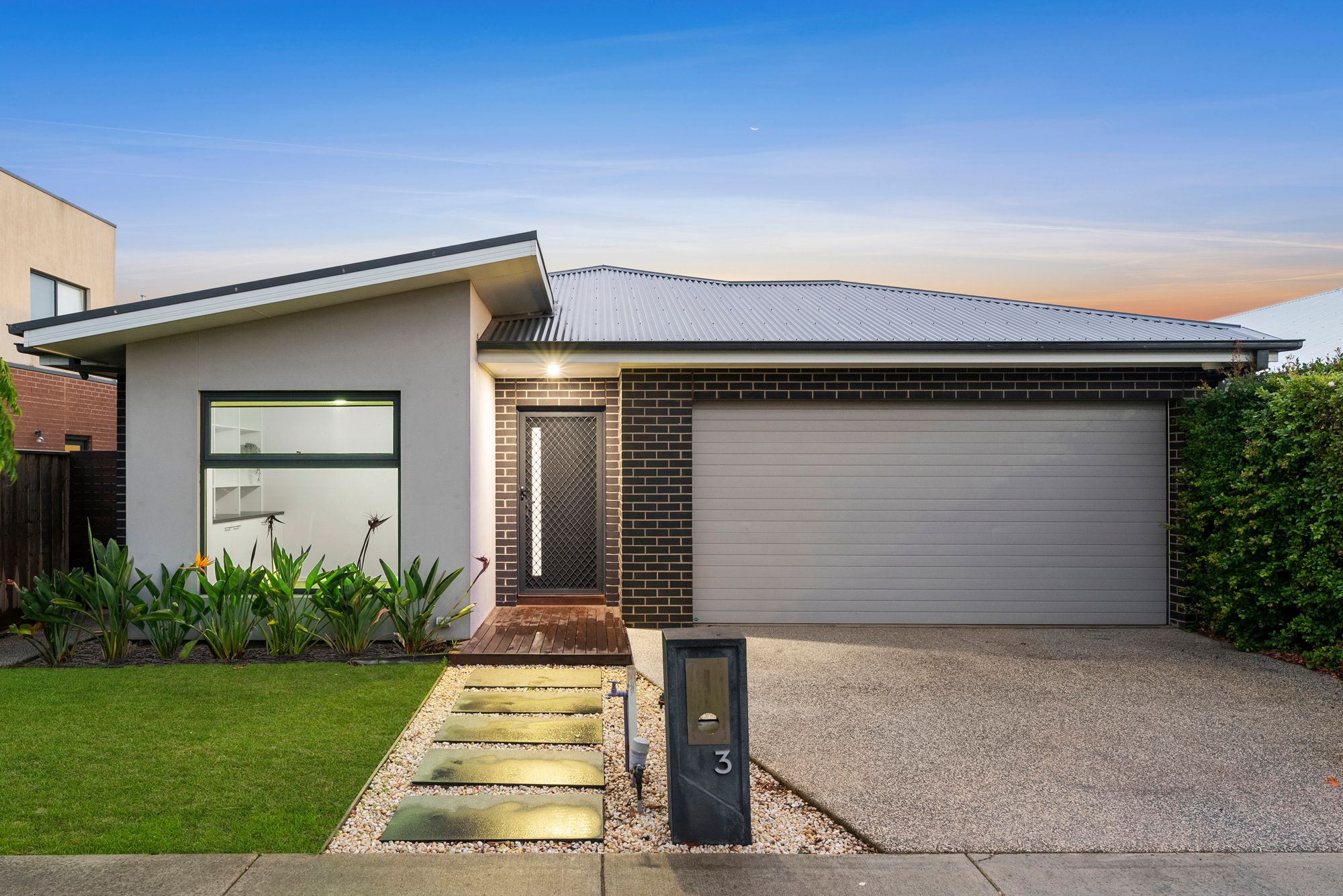 Listing image for 3 Eminence Street, MOUNT DUNEED  VIC  3217