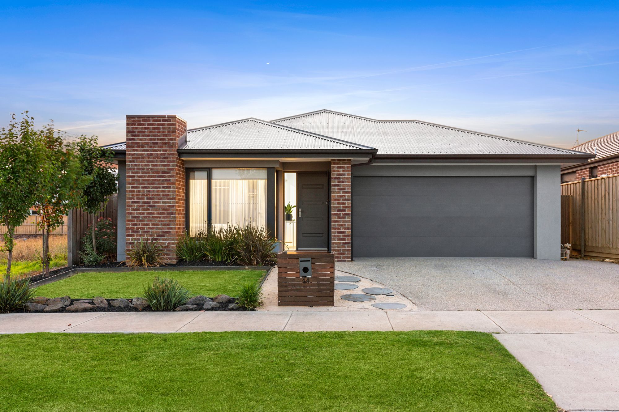 Listing image for 44 Hedge Street, ARMSTRONG CREEK  VIC  3217