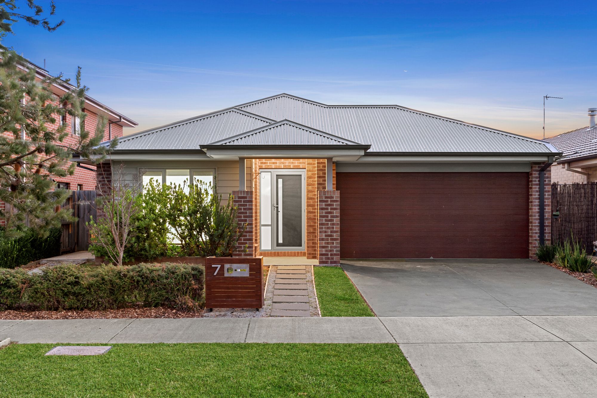 Listing image for 7 Rocky Point Road, ARMSTRONG CREEK  VIC  3217
