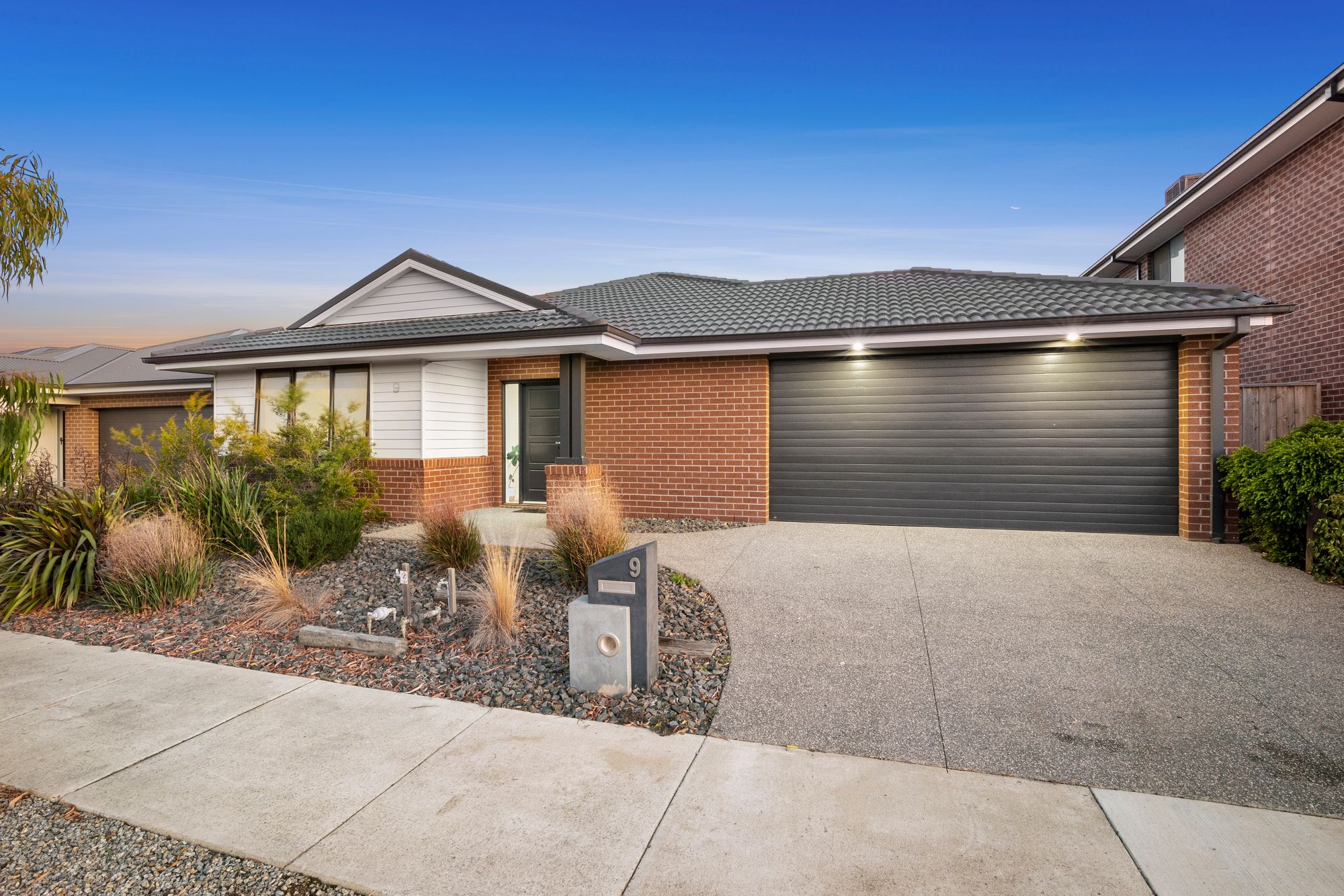 Listing image for 9 Flourish Drive, MOUNT DUNEED  VIC  3217