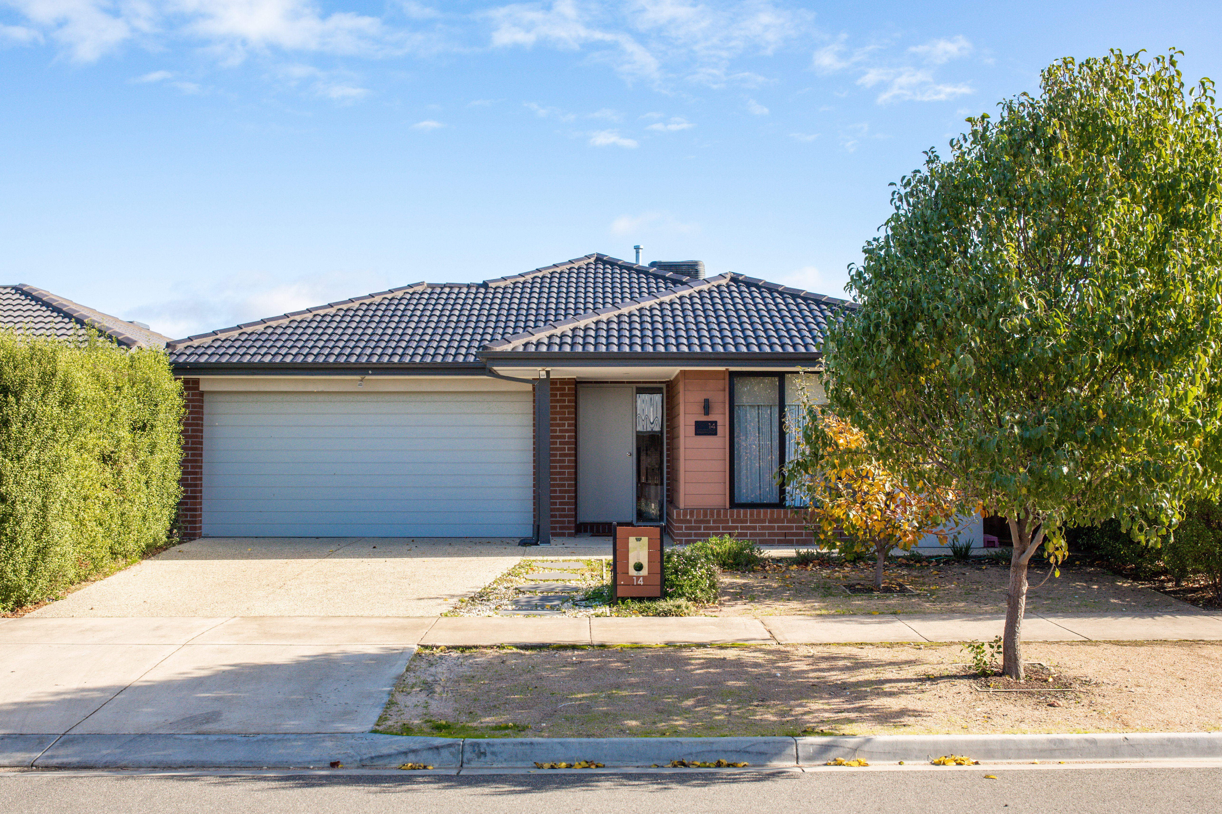 Listing image for 14 Simpson Circuit, ARMSTRONG CREEK  VIC  3217
