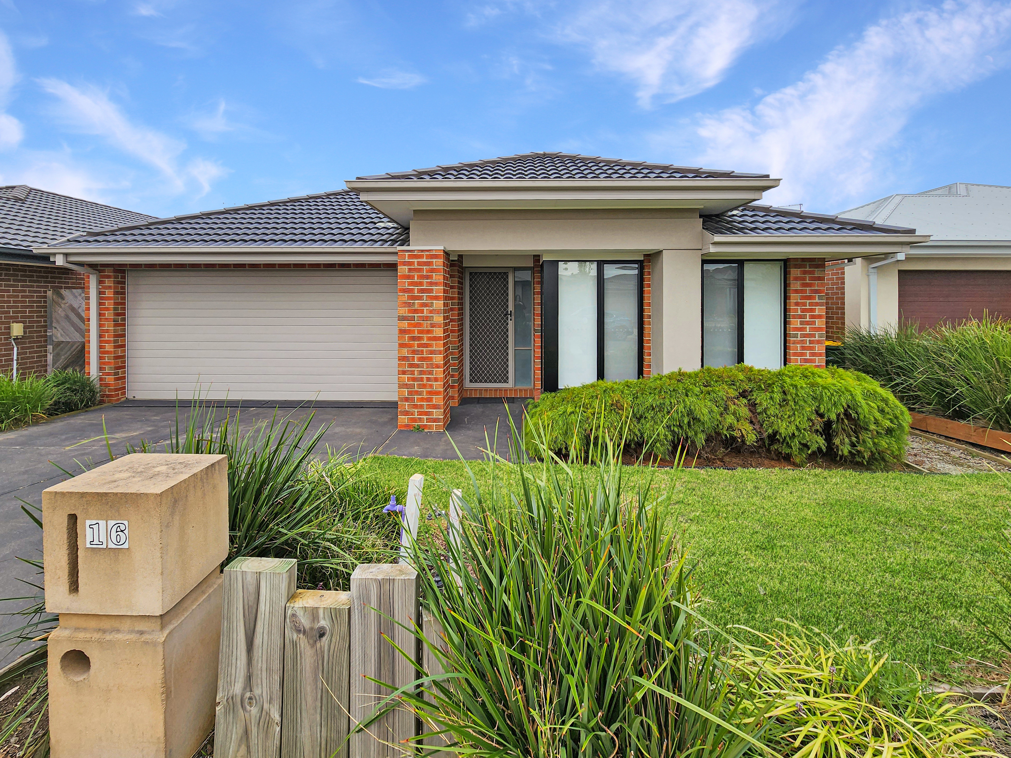 Listing image for 16 Rocky Point Road, ARMSTRONG CREEK  VIC  3217