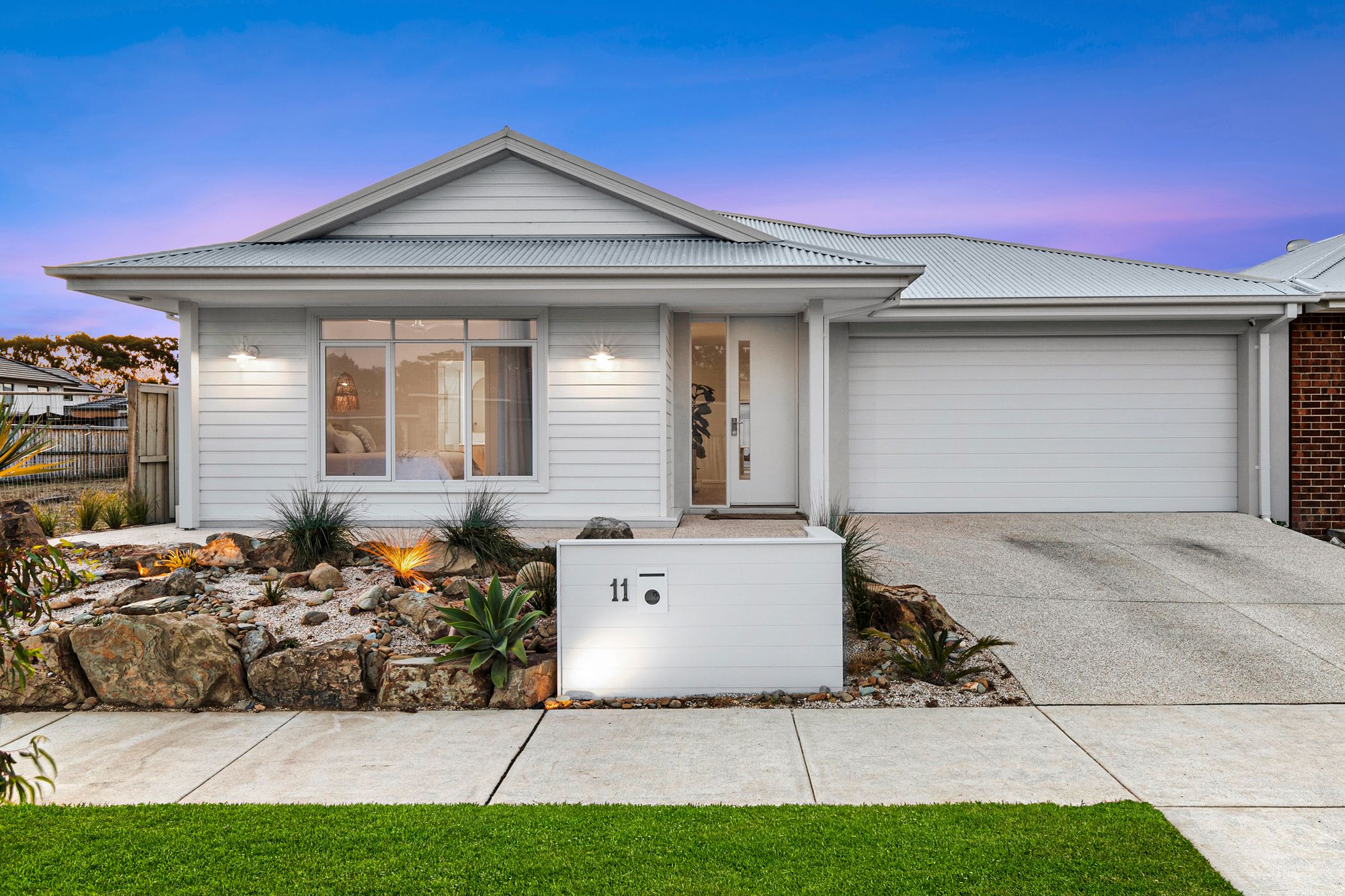 Listing image for 11 Copse Way, MOUNT DUNEED  VIC  3217