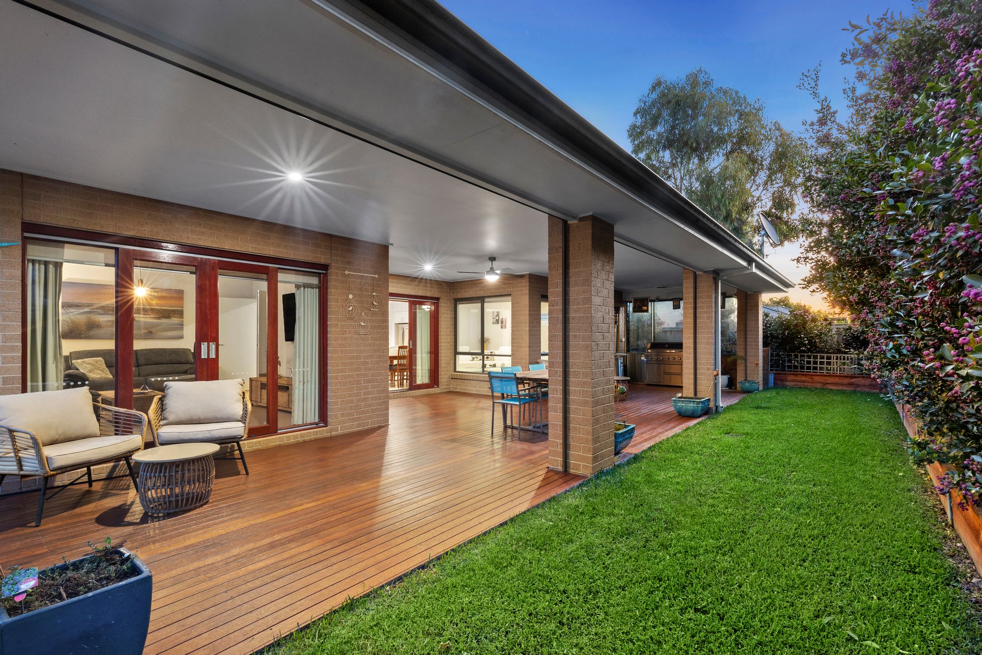 44 Warralily Boulevard