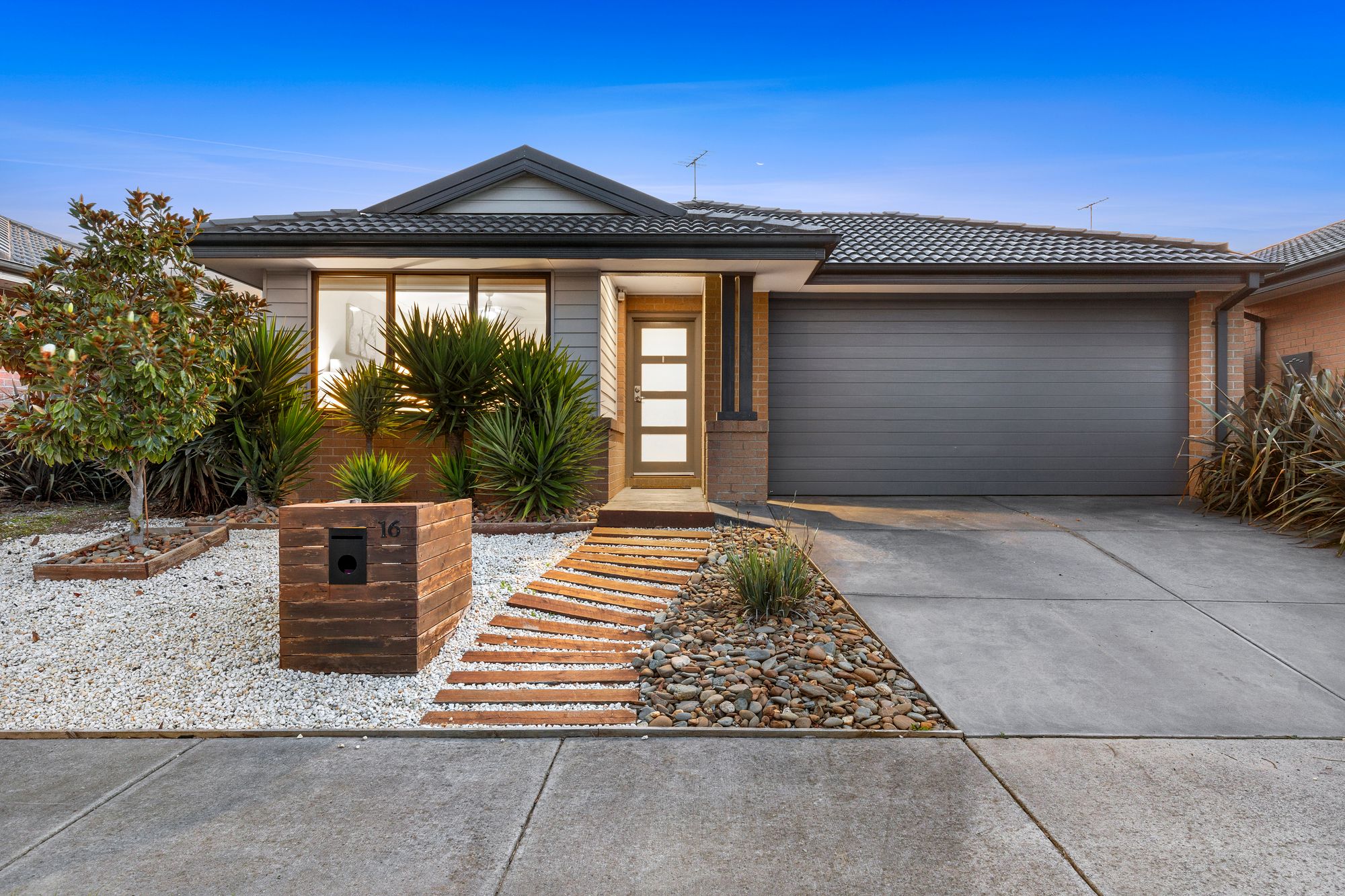 Listing image for 16 Milla Avenue, ARMSTRONG CREEK  VIC  3217