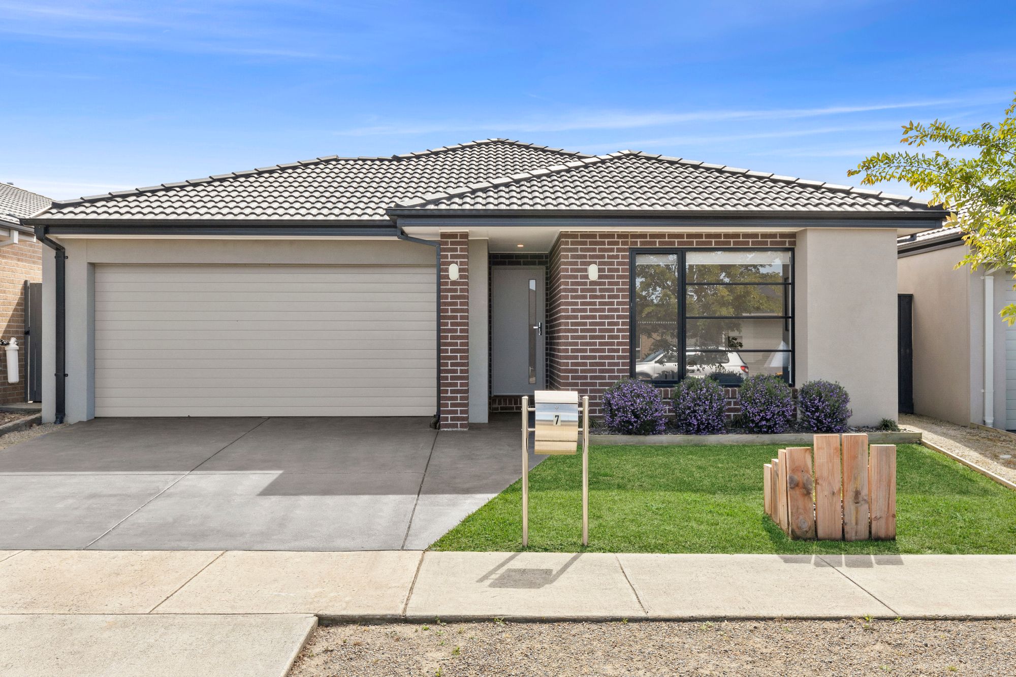 Listing image for 7 Hedge Street, ARMSTRONG CREEK  VIC  3217