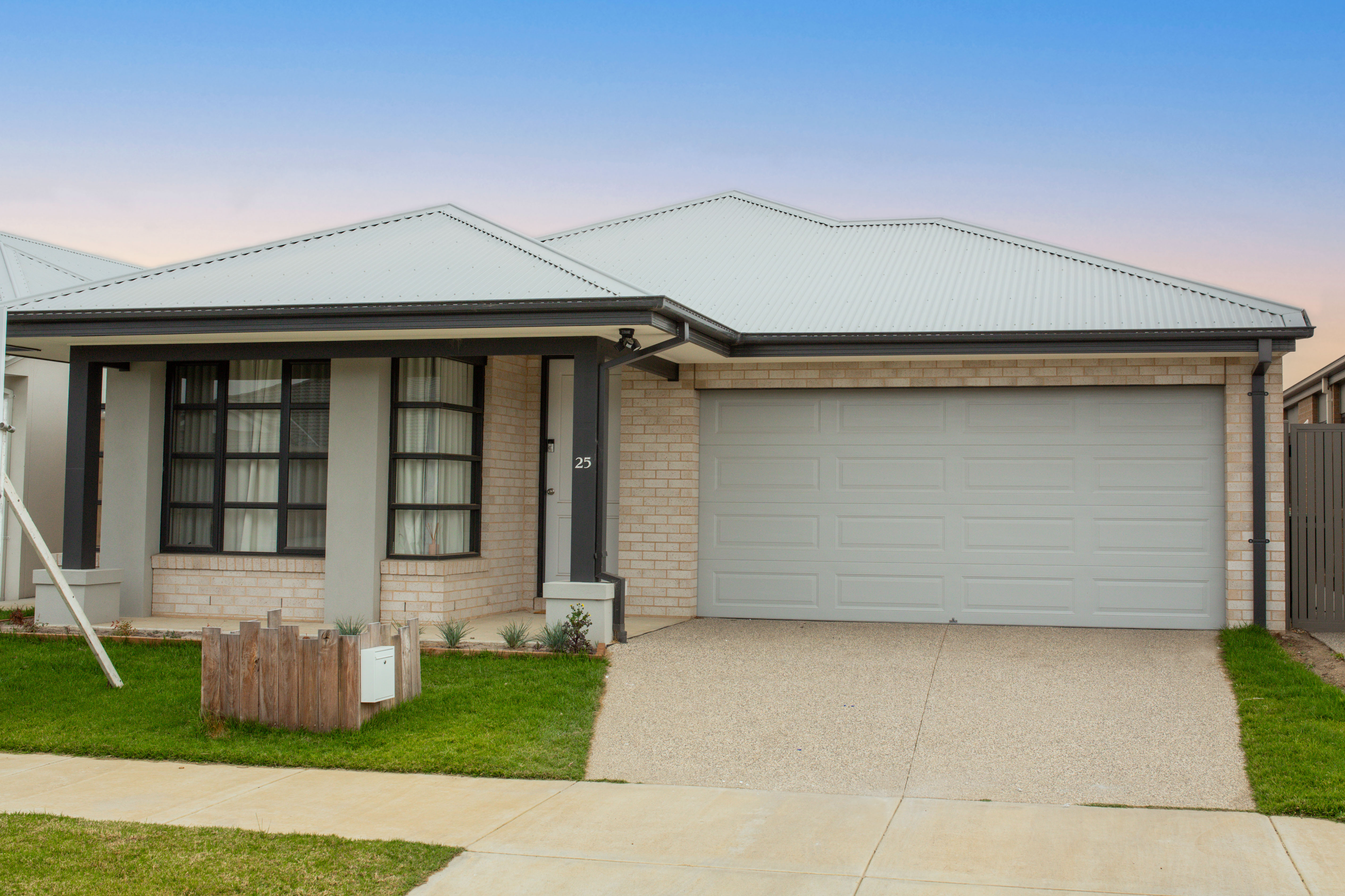 Listing image for 25 Pollen Street, MOUNT DUNEED  VIC  3217