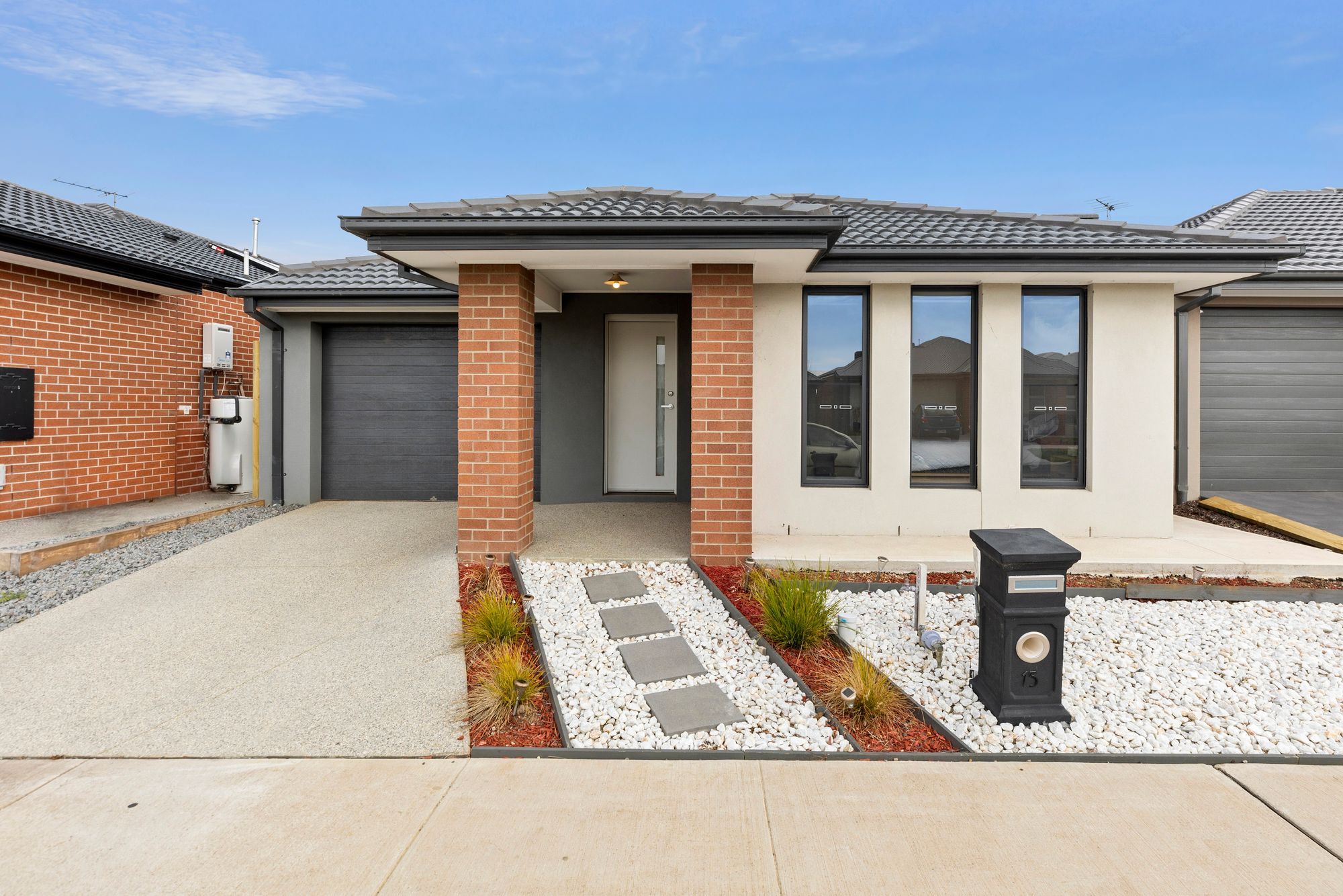 Listing image for 15 Dobell Street, MOUNT DUNEED  VIC  3217