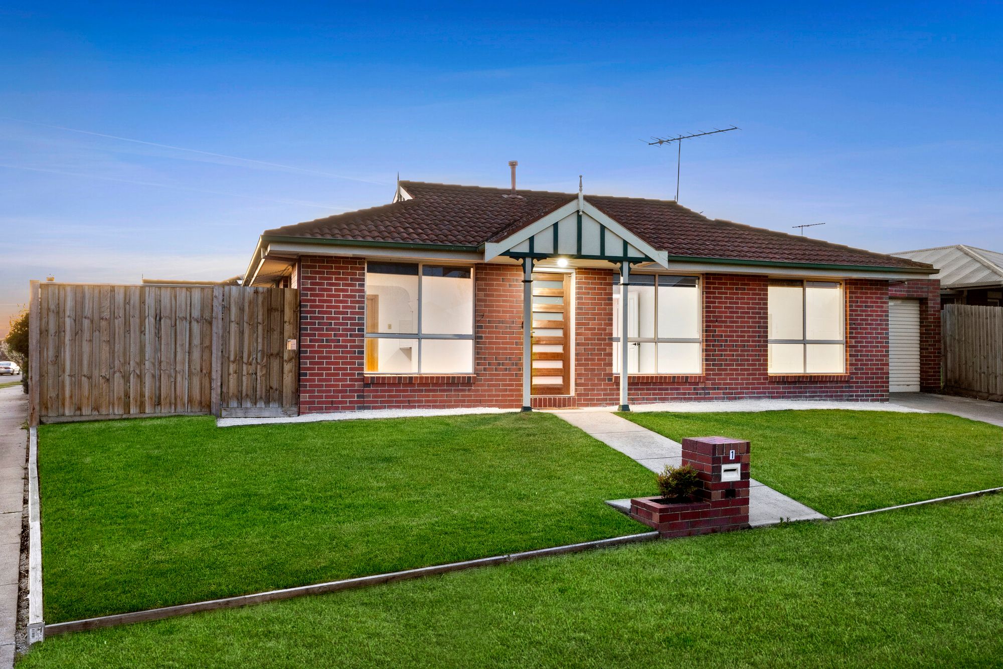 Listing image for 1 Linden Court, GROVEDALE  VIC  3216