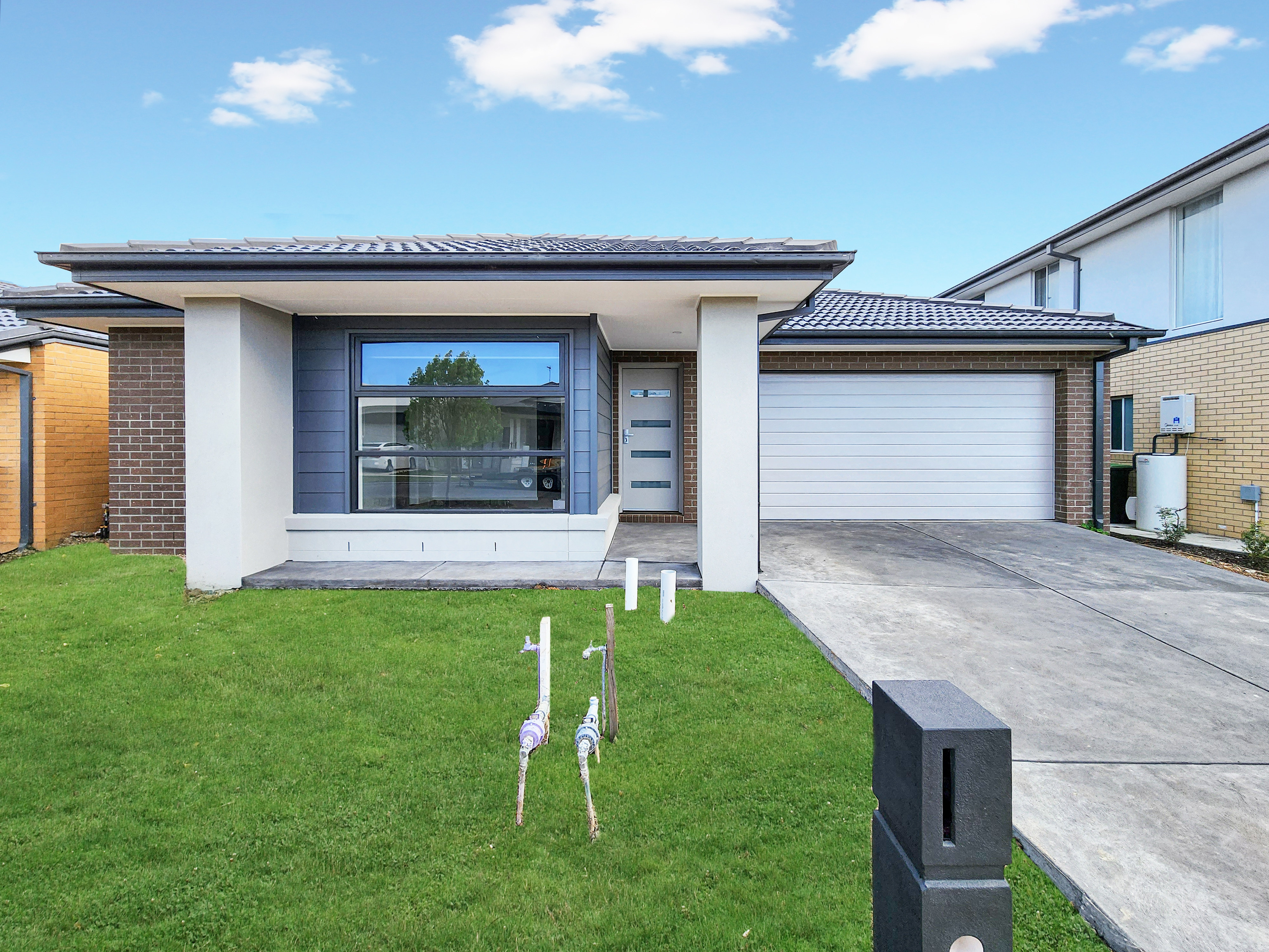 19 Mcarthur Crescent