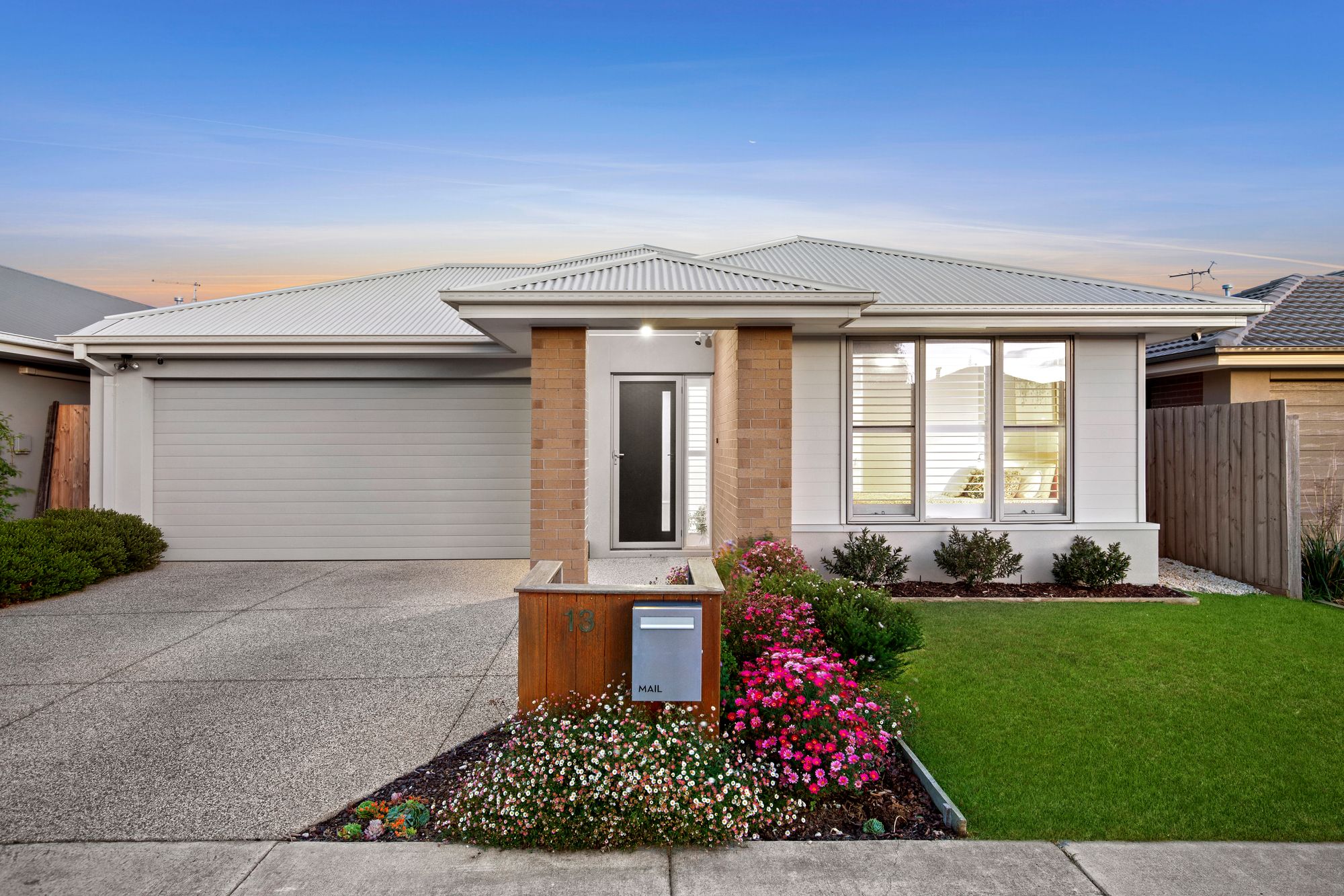 Listing image for 13 Simpson Circuit, ARMSTRONG CREEK  VIC  3217