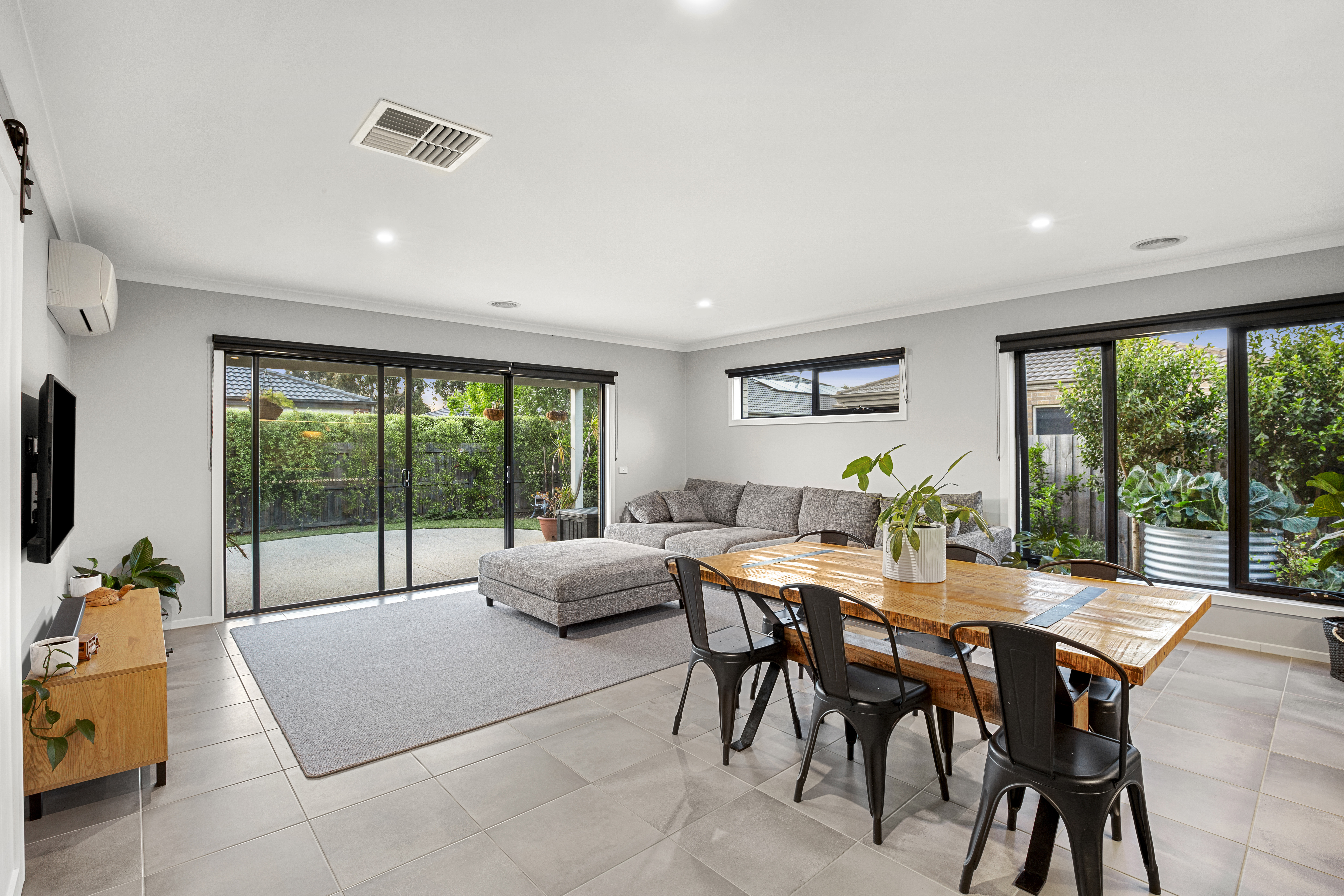 Listing image for 17 Carter Road, ARMSTRONG CREEK  VIC  3217