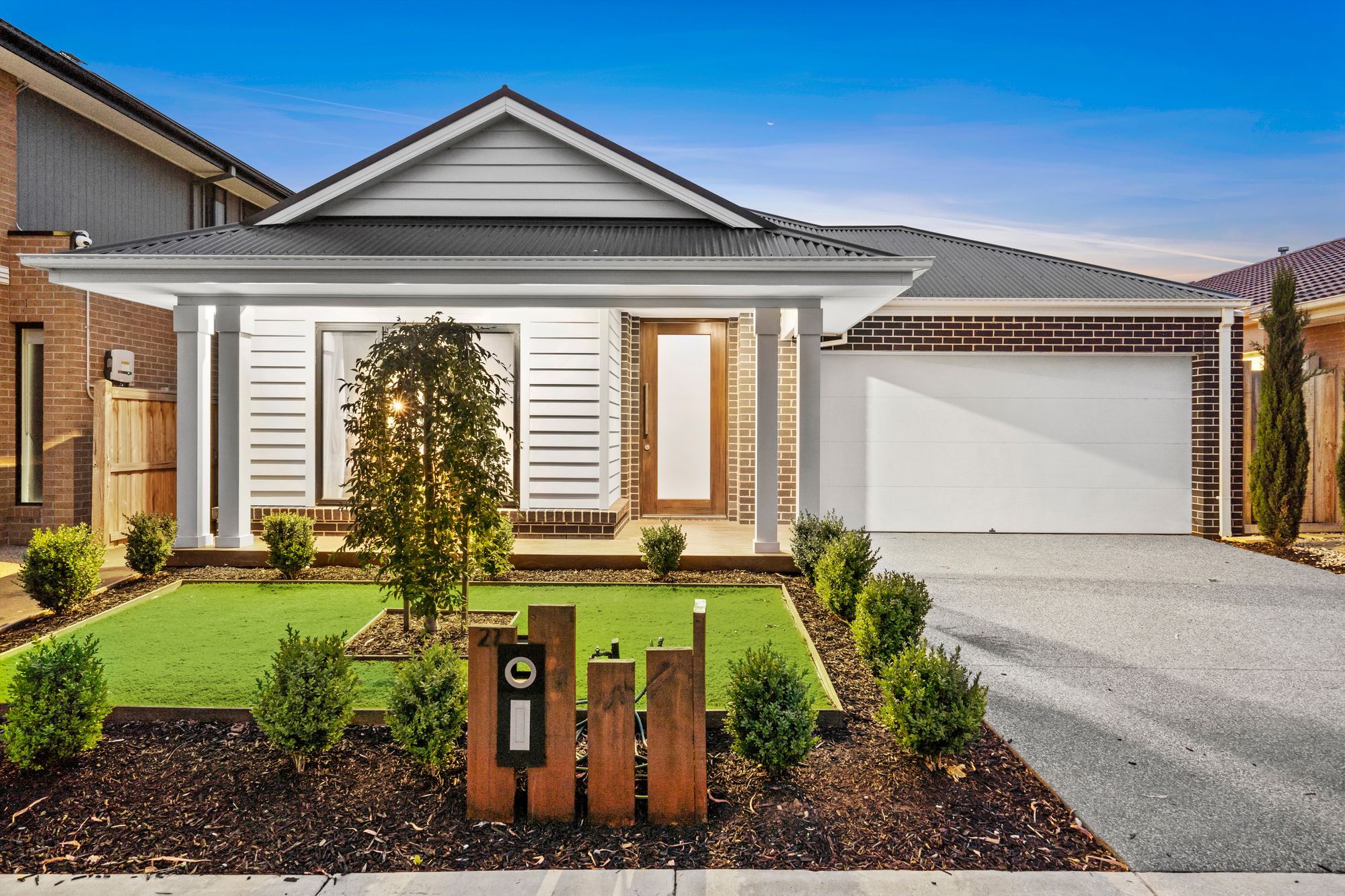 Listing image for 27 Flourish Drive, MOUNT DUNEED  VIC  3217