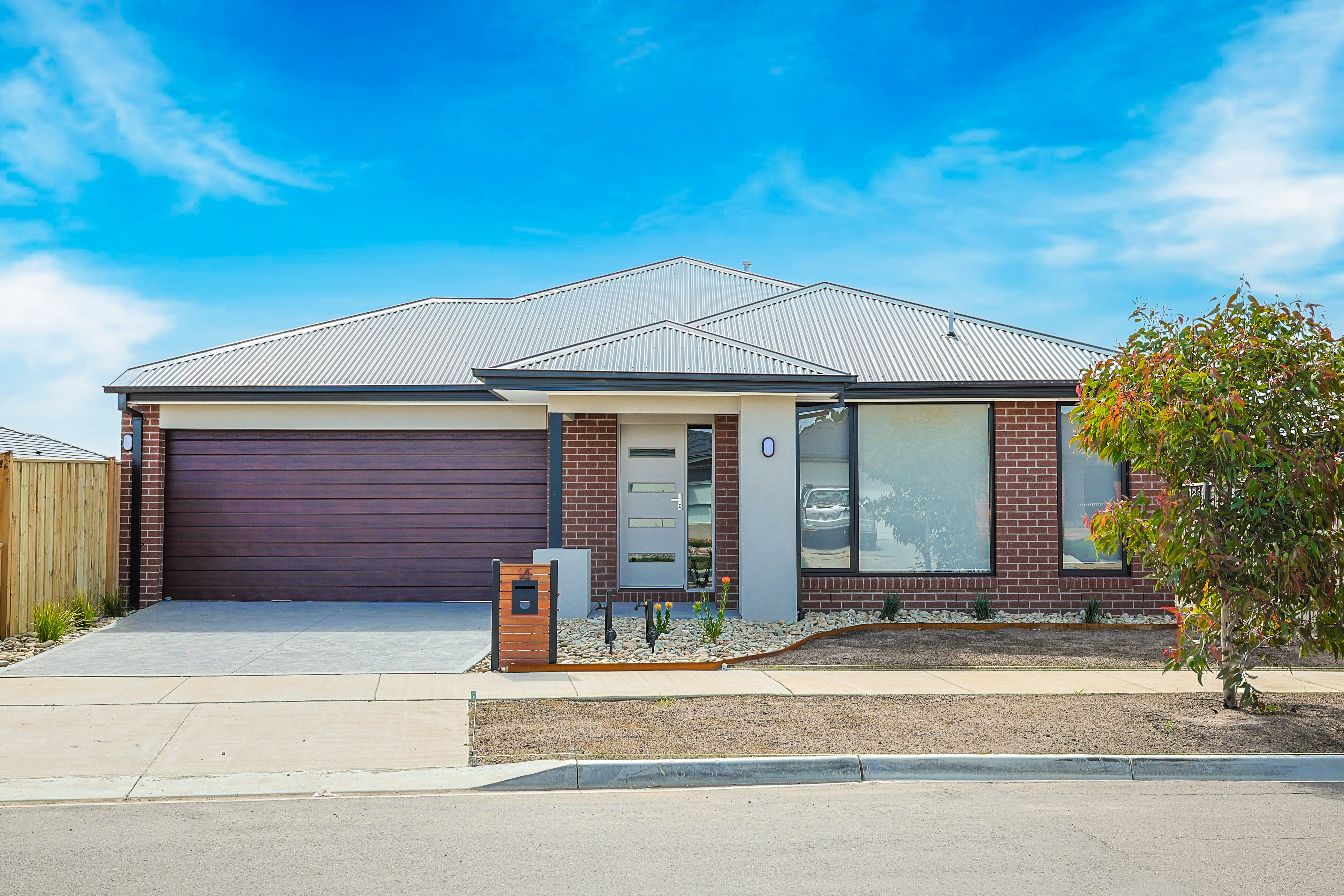 Listing image for 4 Codrington Street, CHARLEMONT  VIC  3217