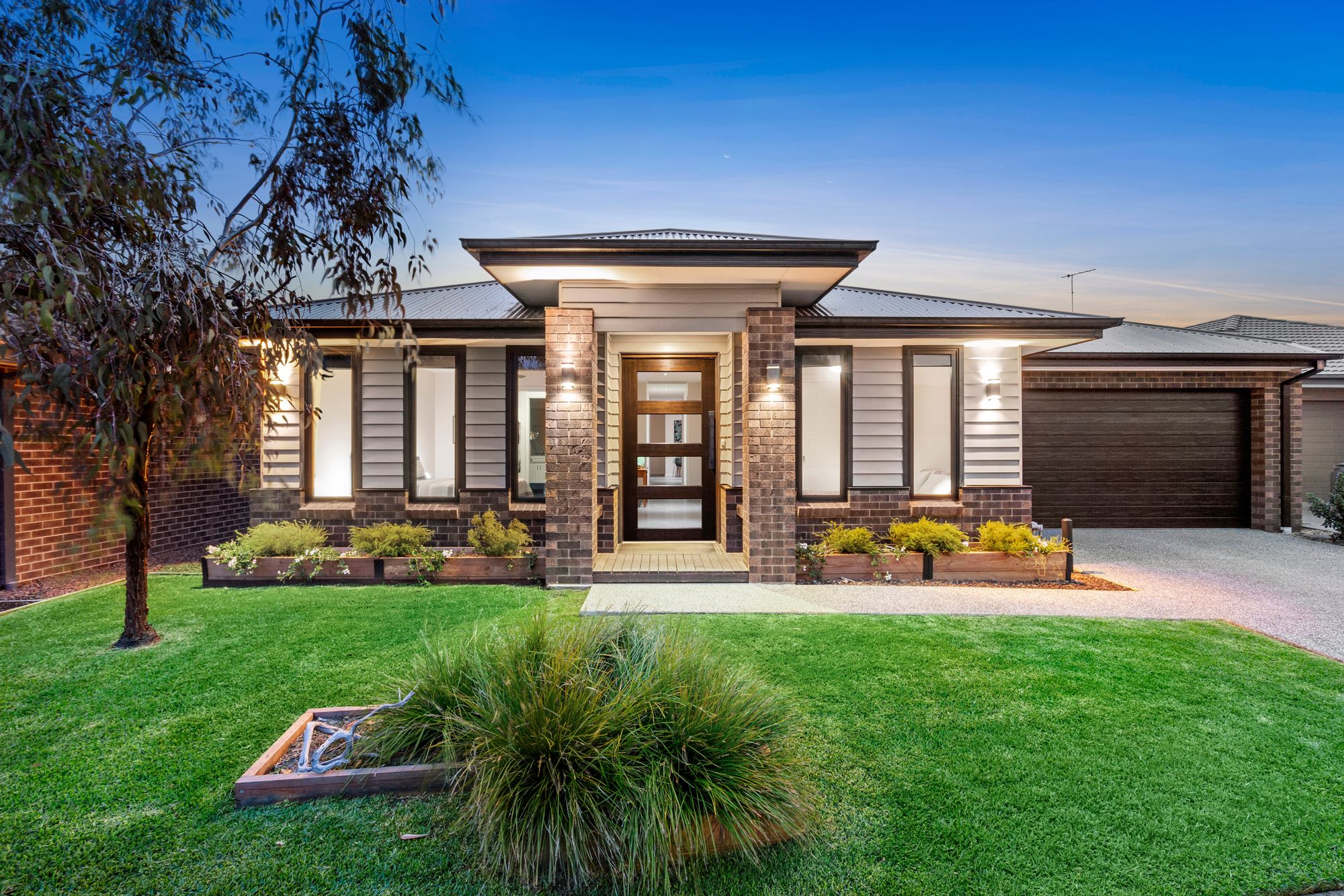 Listing image for 4 Eaglehawk Avenue, ARMSTRONG CREEK  VIC  3217