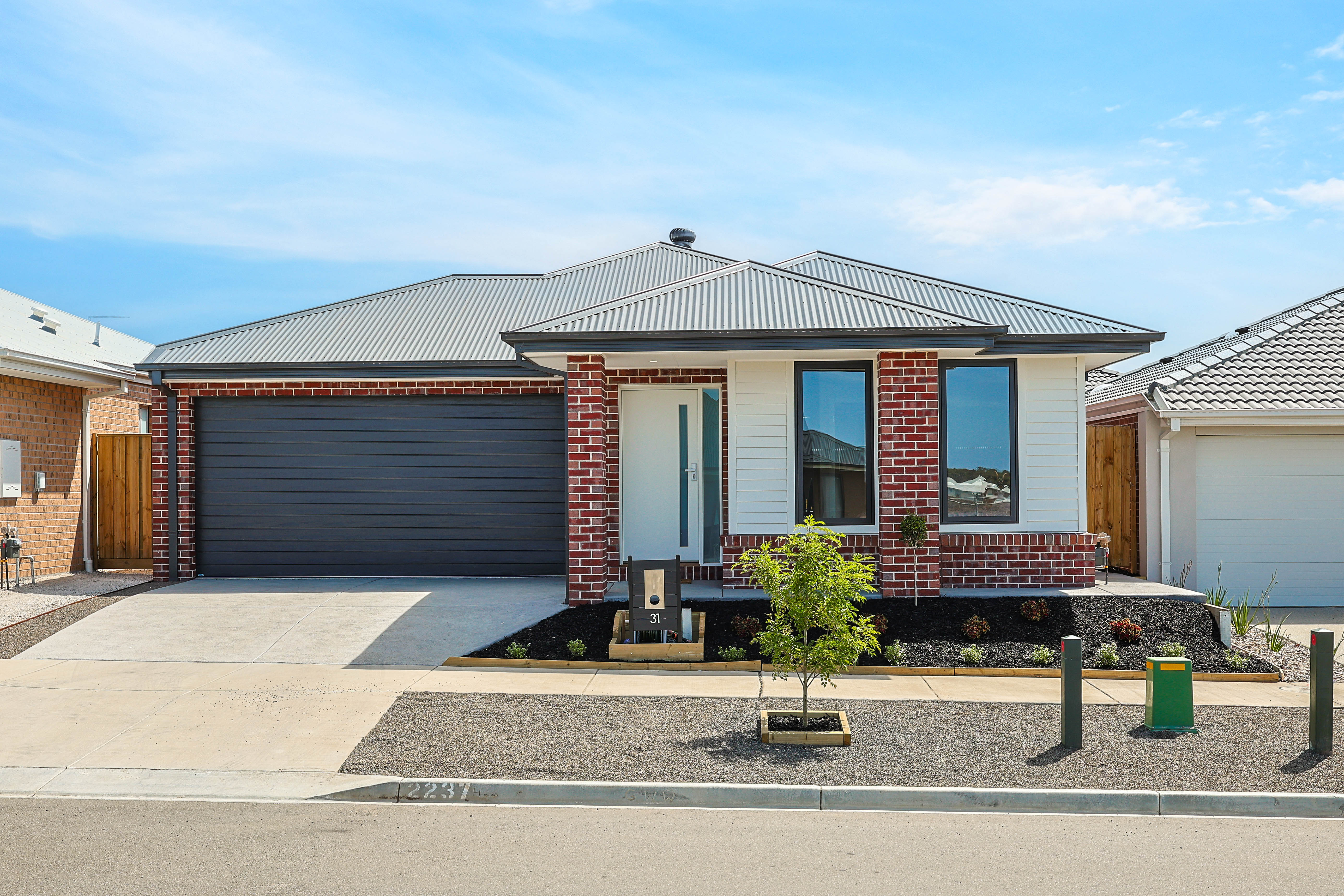 Listing image for 31 Vasse Circuit, MOUNT DUNEED  VIC  3217