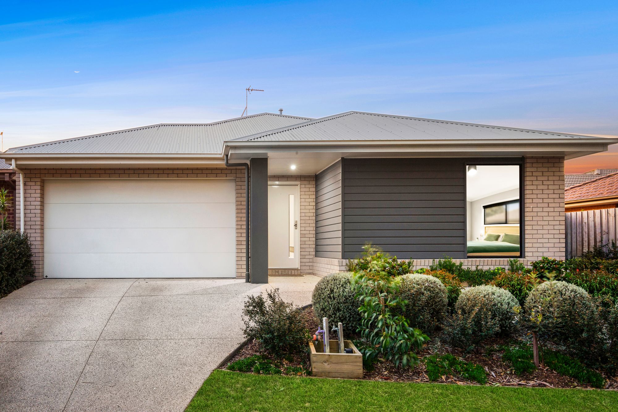 Listing image for 17 Carter Road, ARMSTRONG CREEK  VIC  3217
