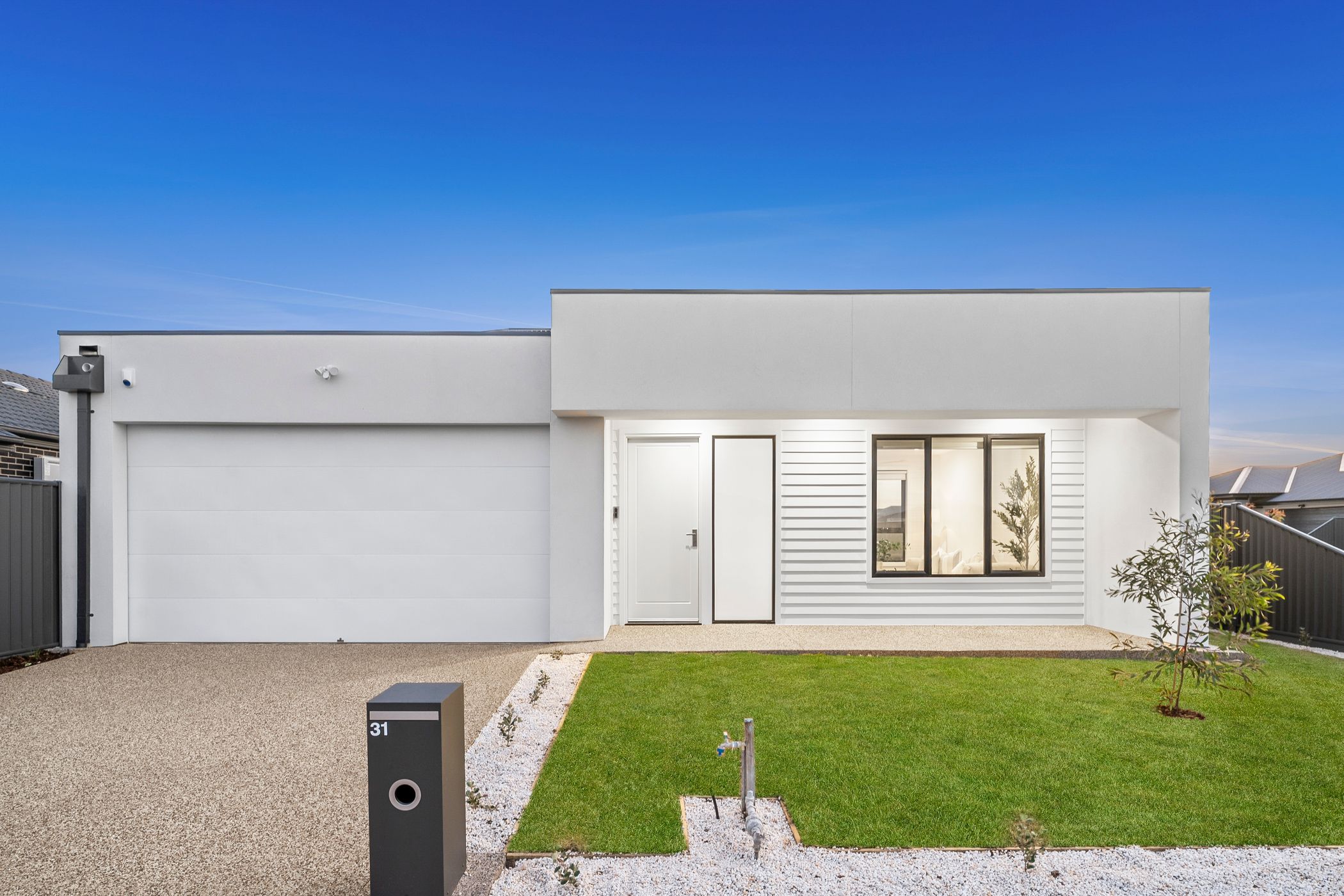 31 Sparrowhawk Avenue, LARA