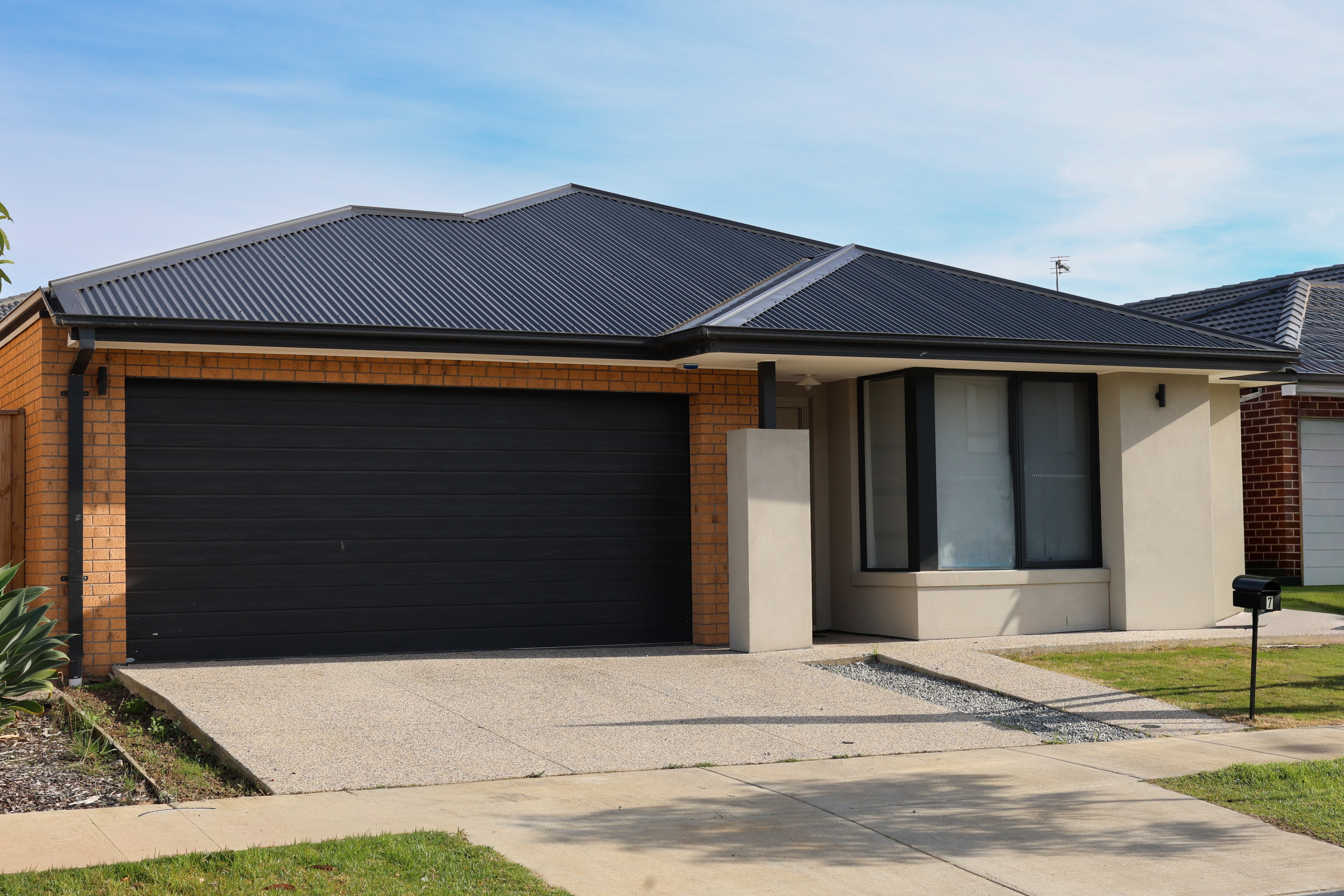 7 Paley Street, CHARLEMONT