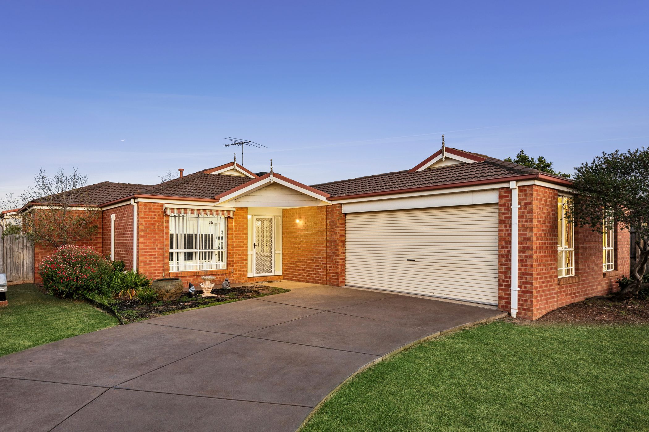 8 Franco Place, LARA