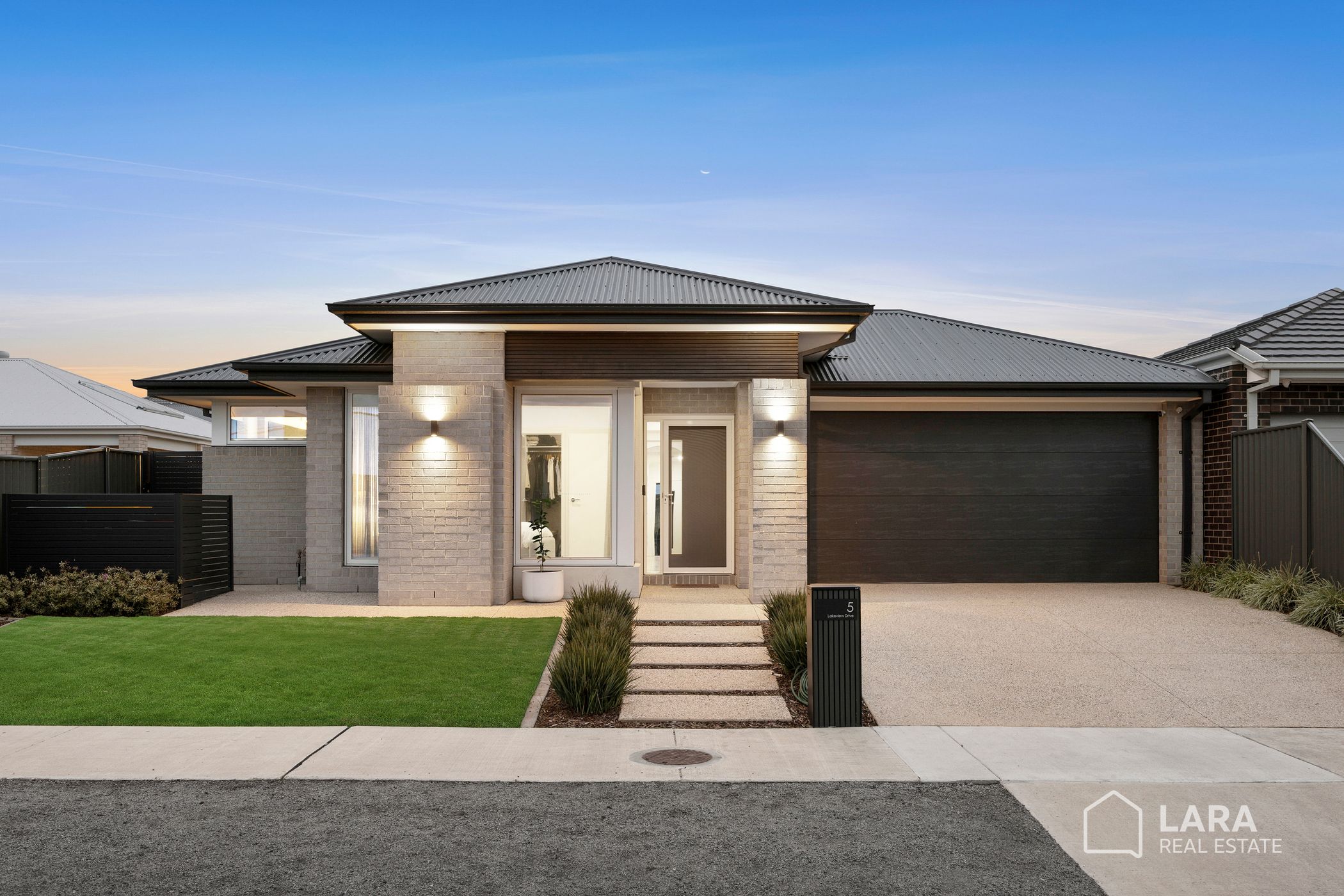 5 Lakeview Drive, LARA