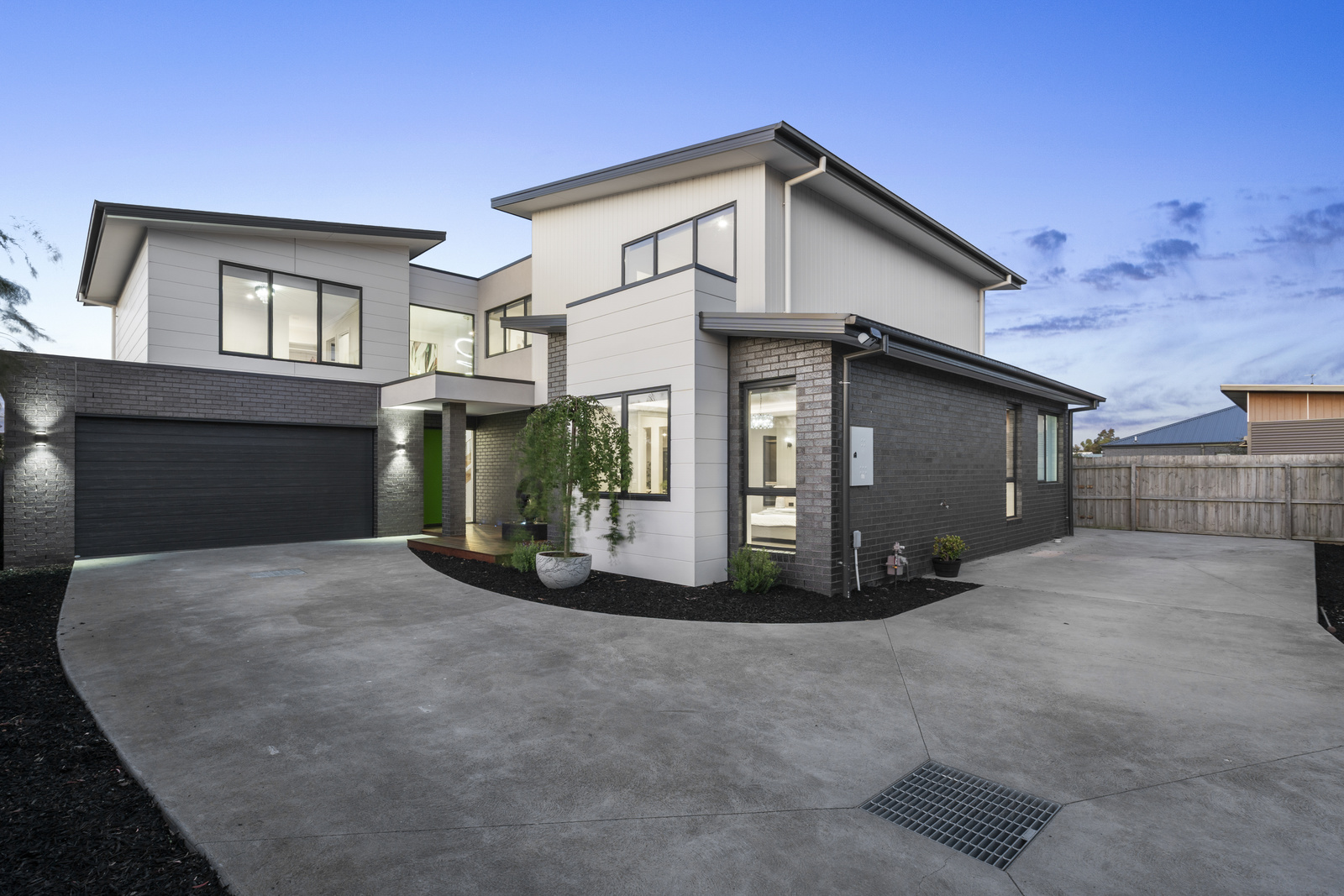 52B Dudley Parade, ST LEONARDS