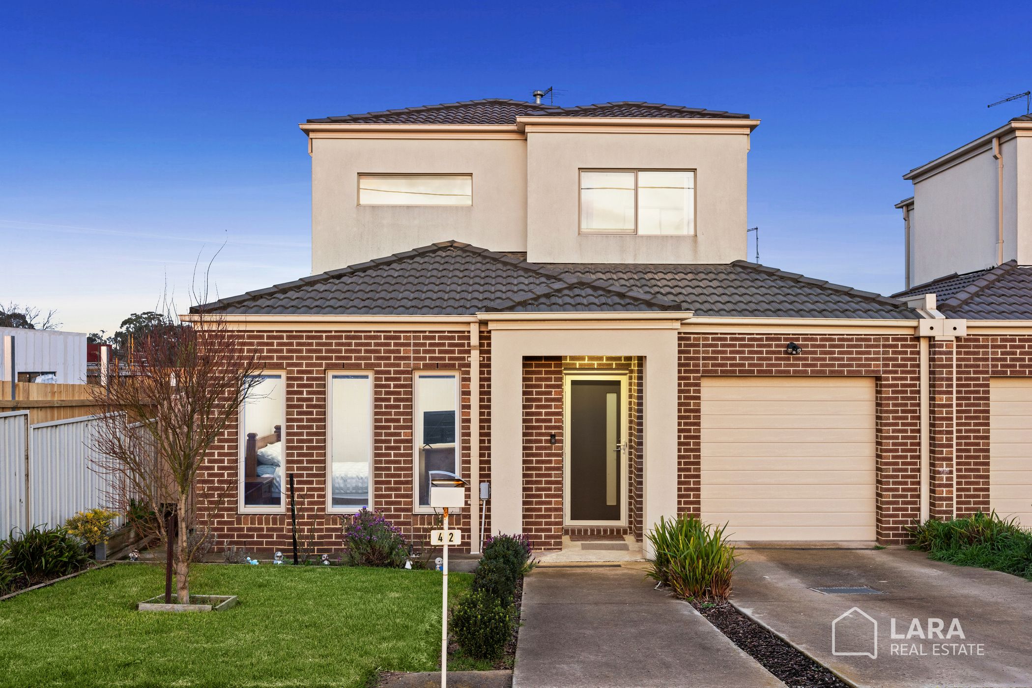 42 Forest Road North, LARA