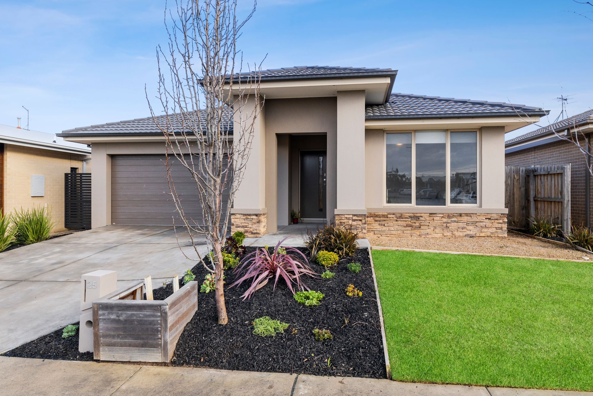 Listing image for 25 Ross Street, ARMSTRONG CREEK  VIC  3217