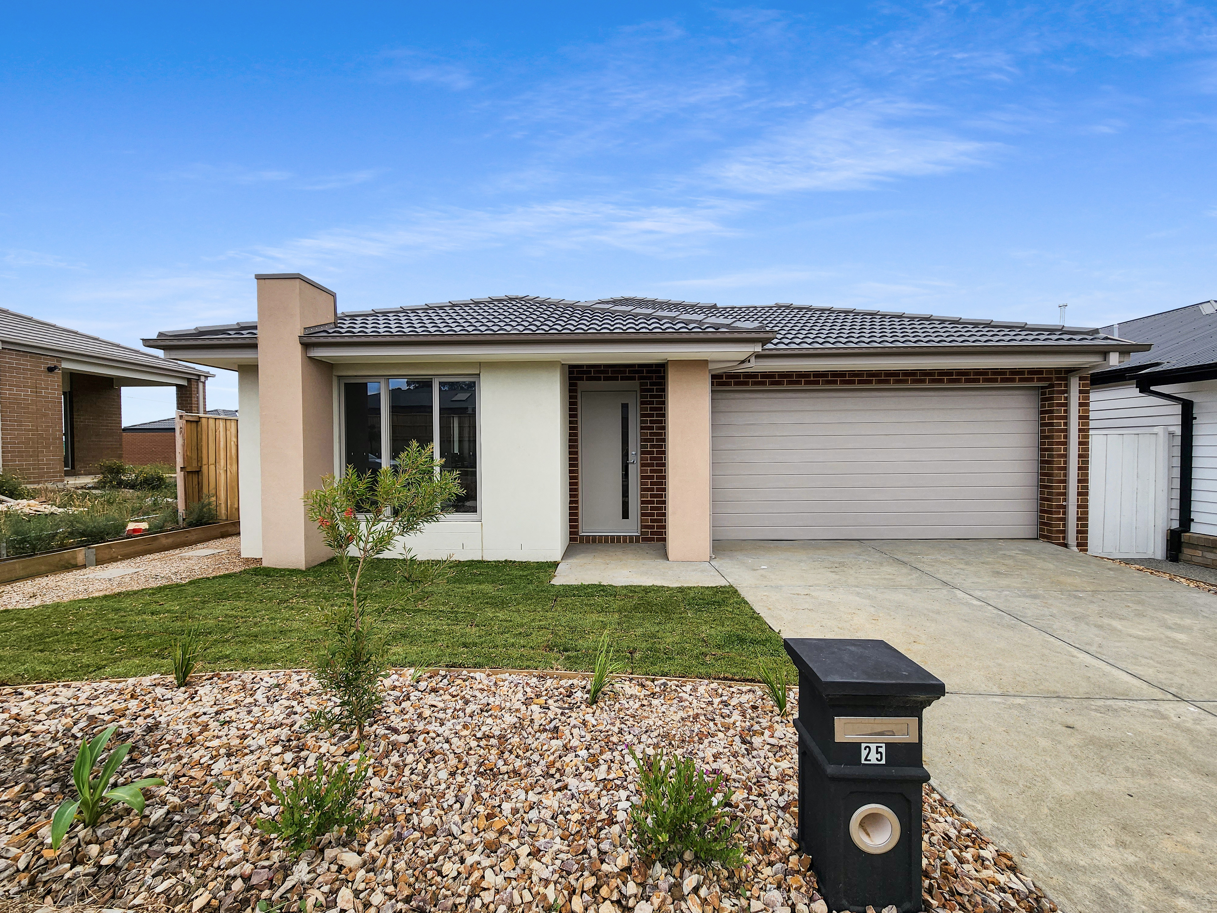 Listing image for 25 Taylors Circuit, CHARLEMONT  VIC  3217