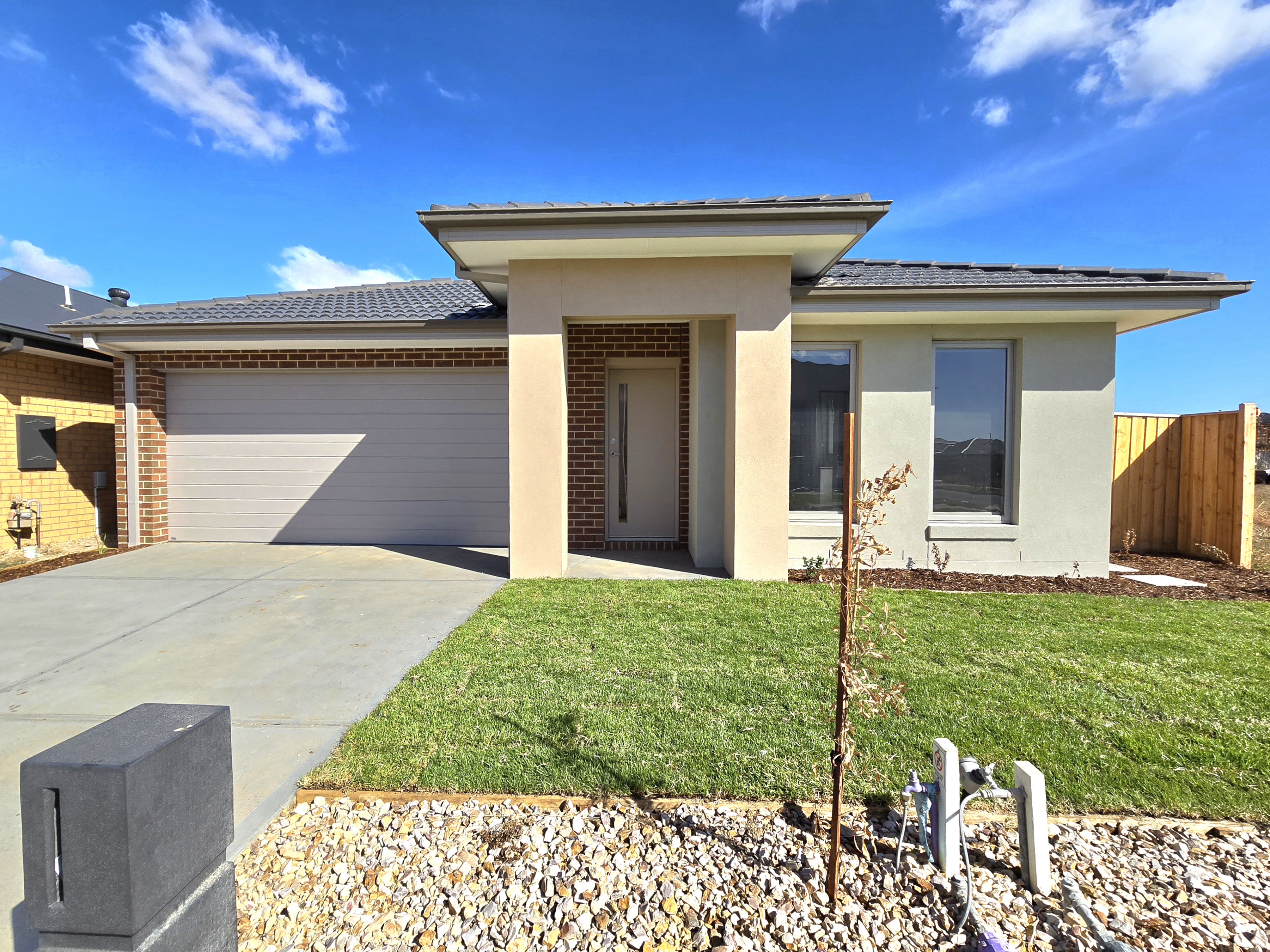 Listing image for 9 Paley Street, CHARLEMONT  VIC  3217