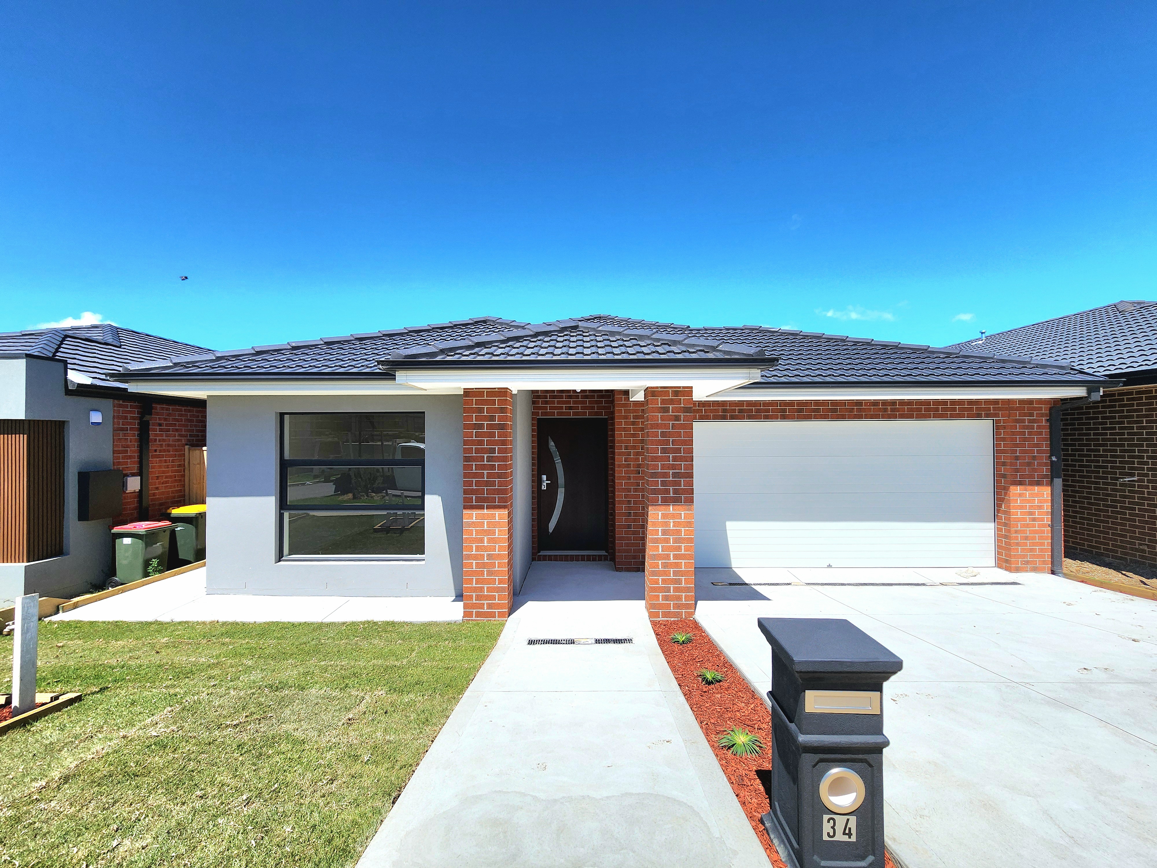 Listing image for 34 Gilroy Crescent, CHARLEMONT  VIC  3217