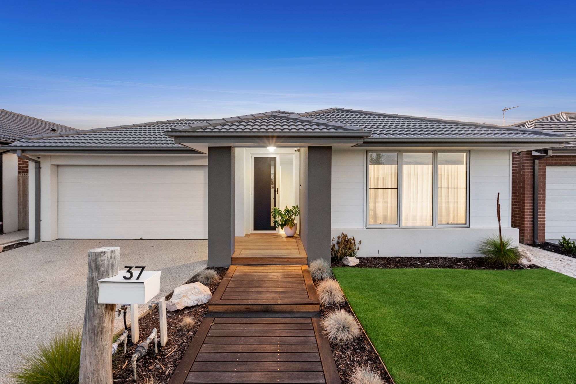 Listing image for 37 Grevillea Drive, MOUNT DUNEED  VIC  3217