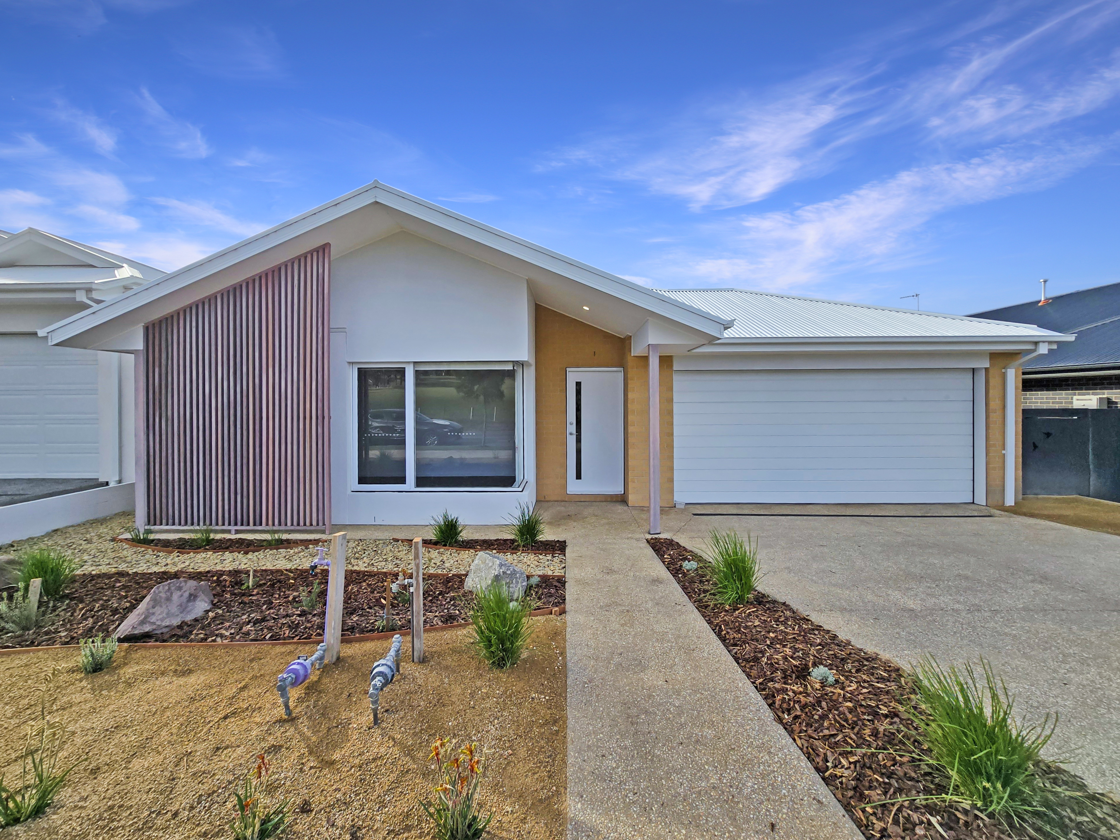 Listing image for 162 Whites Road, MOUNT DUNEED  VIC  3217