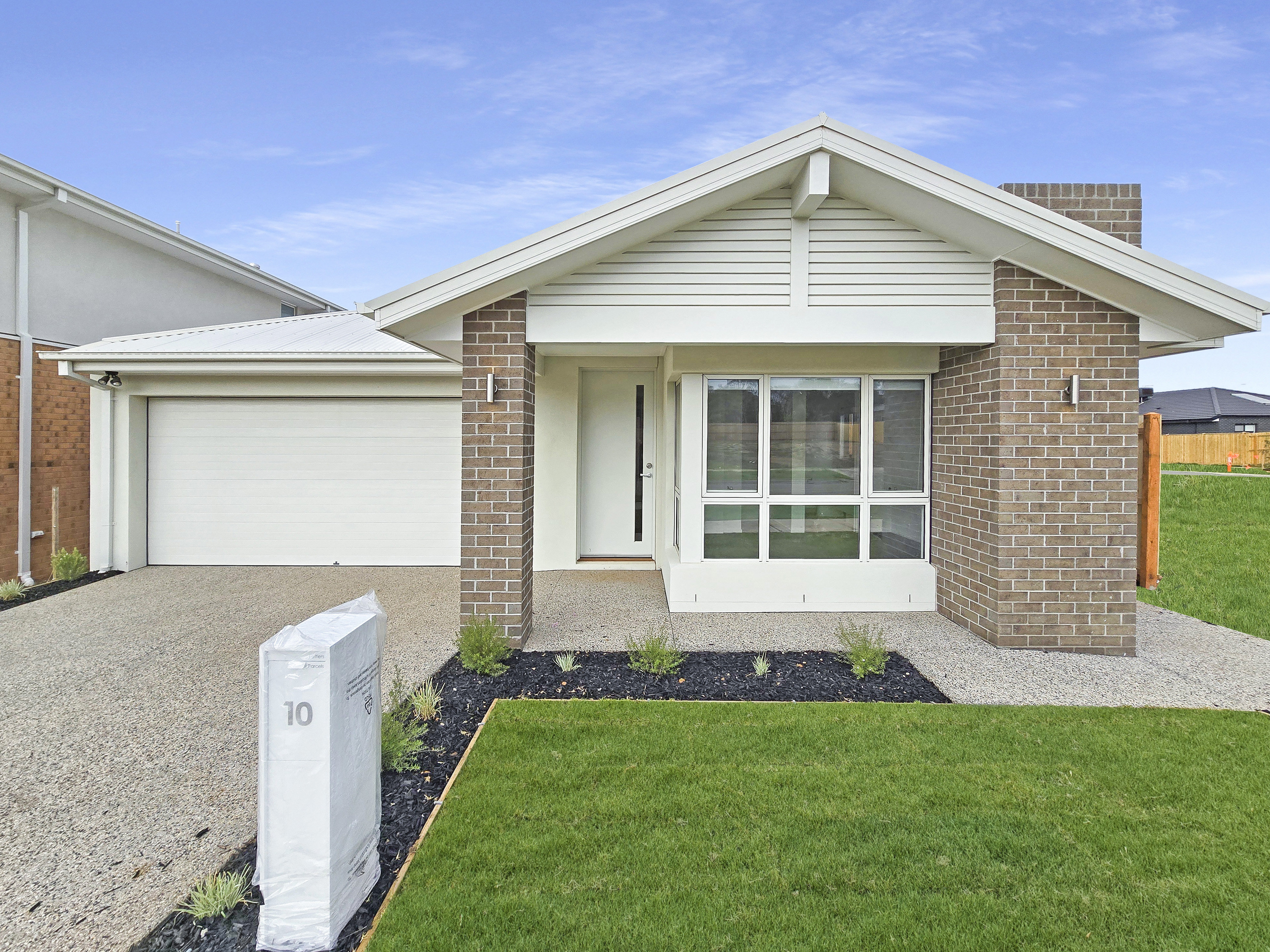 Listing image for 10 Paradise Circuit, ARMSTRONG CREEK  VIC  3217