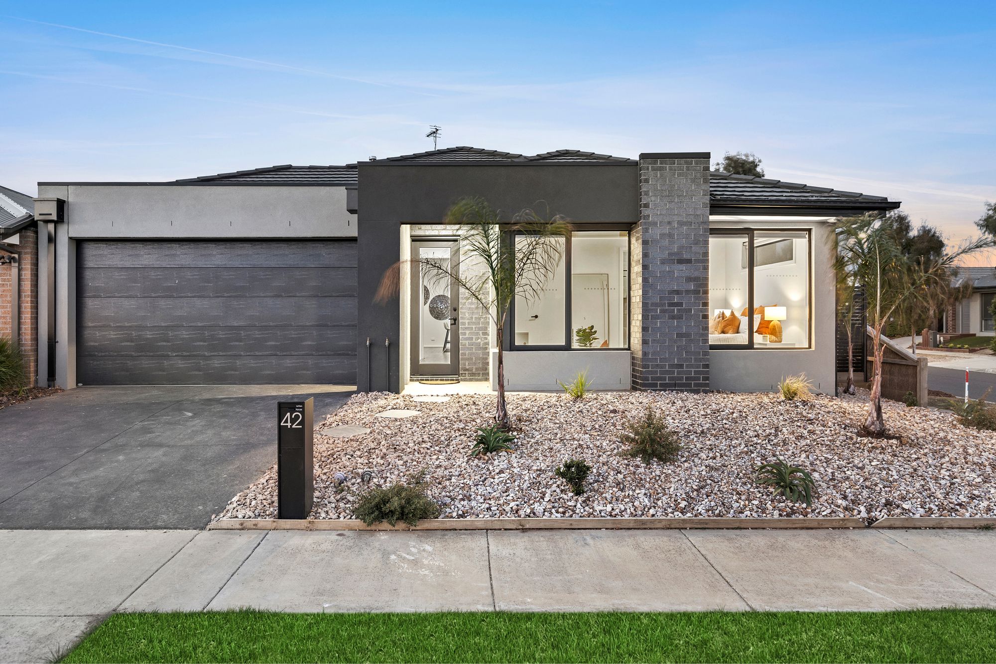 Listing image for 42 Holbrook Drive, ARMSTRONG CREEK  VIC  3217