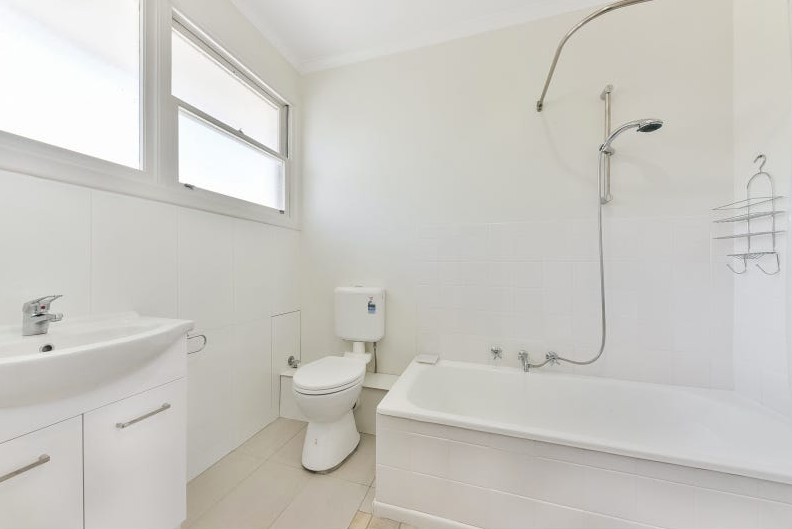 6 Neville Street, LARA