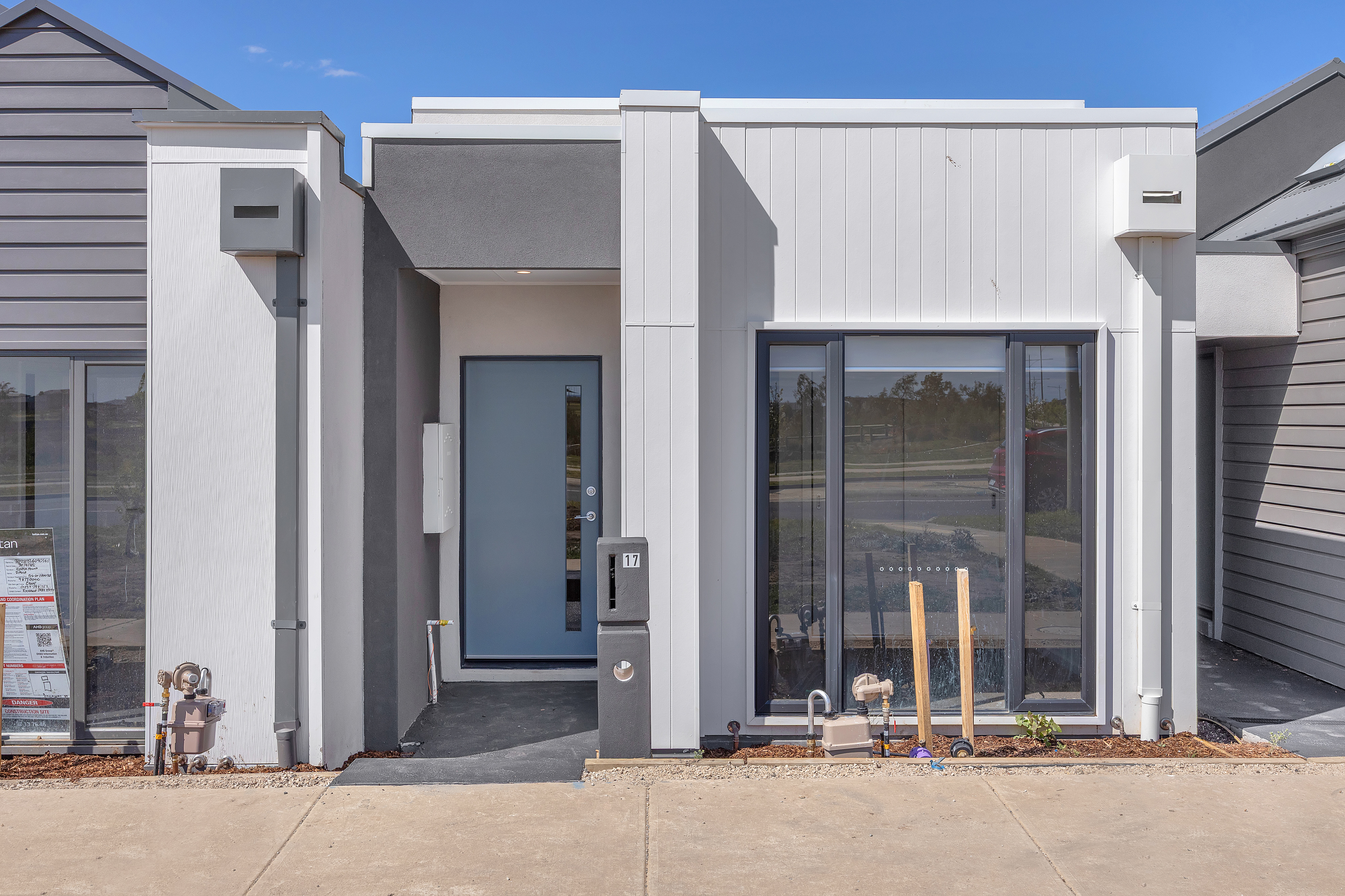 17 Callaway Street, MAMBOURIN
