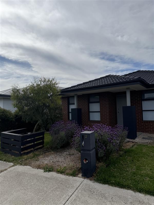 2 McCubbin Drive, MOUNT DUNEED